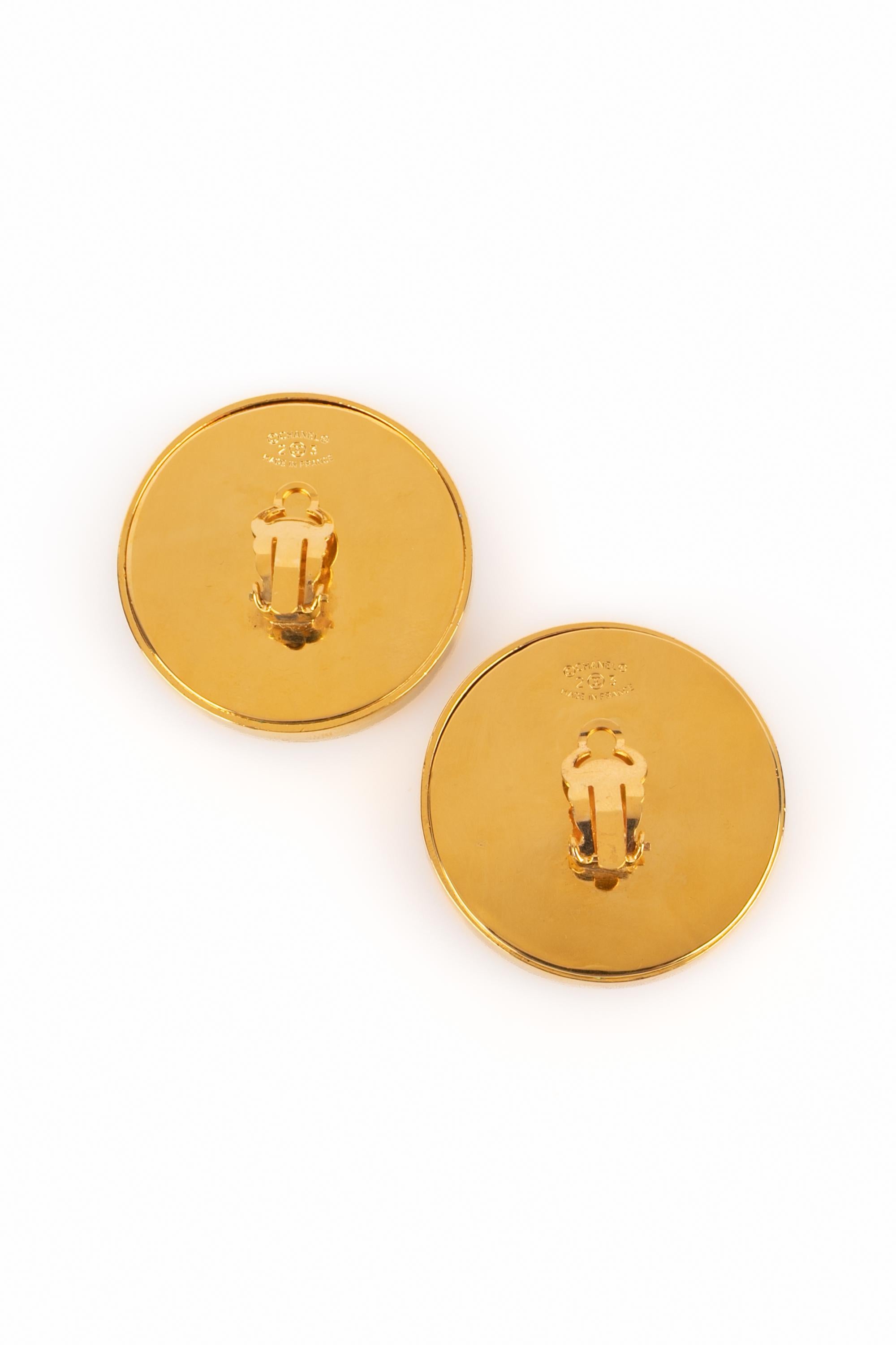 Women's Chanel earrings 1990s For Sale