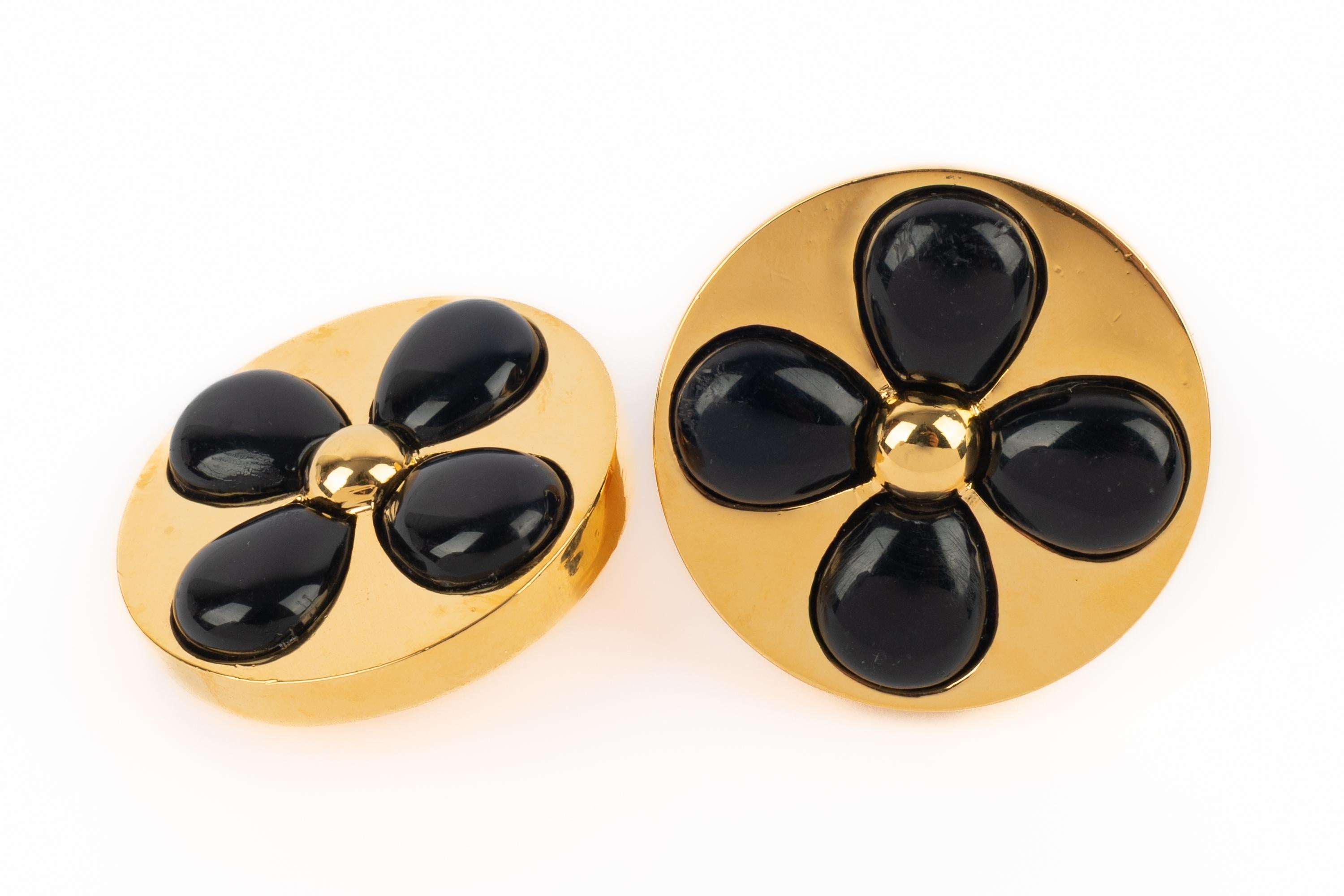 Chanel earrings 1990s For Sale 1