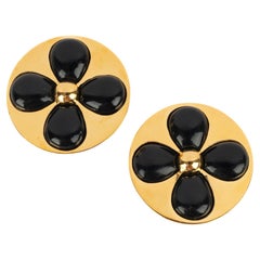 Chanel earrings 1990s