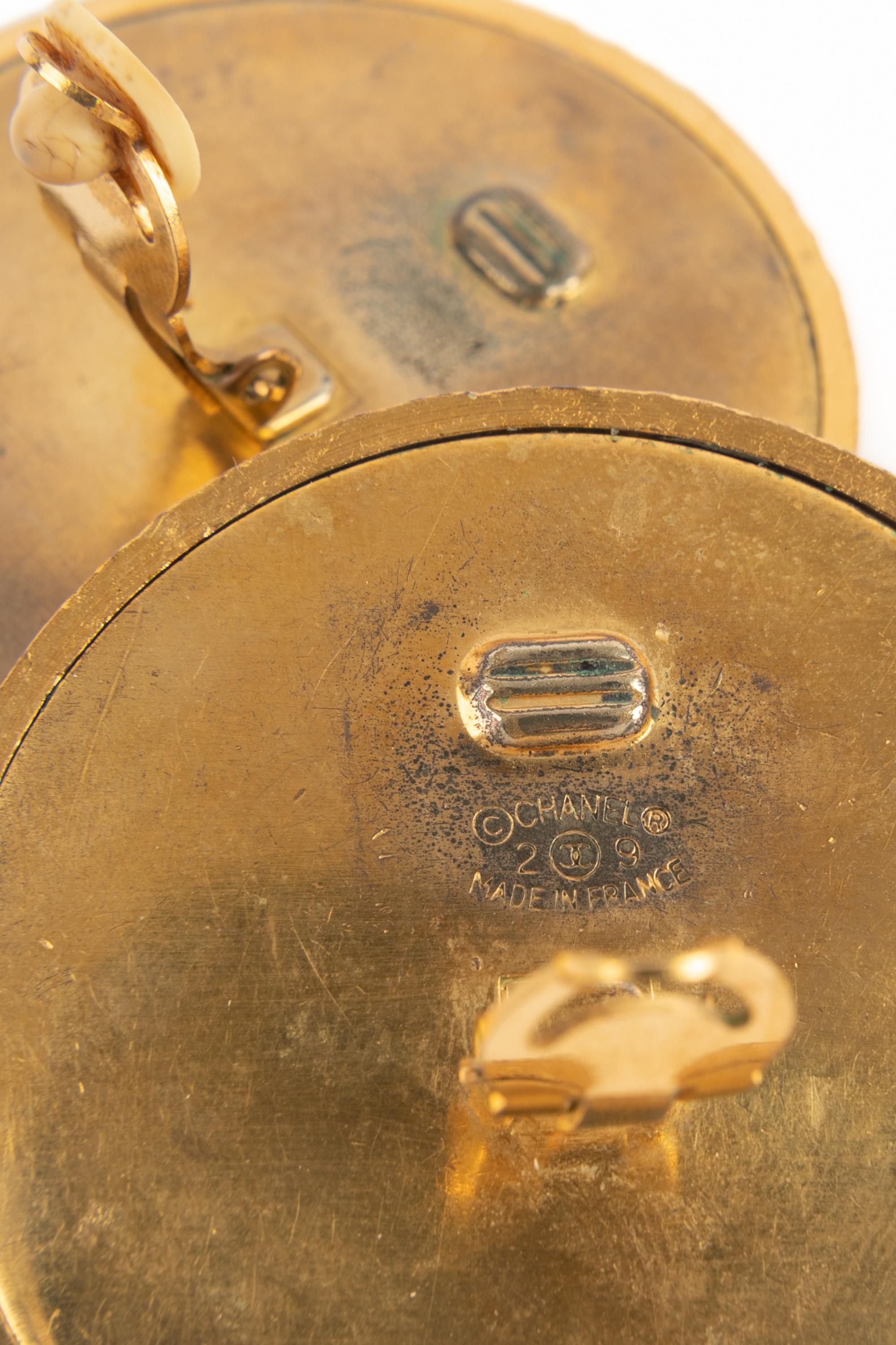 Pendientes Chanel 1992s en venta 3