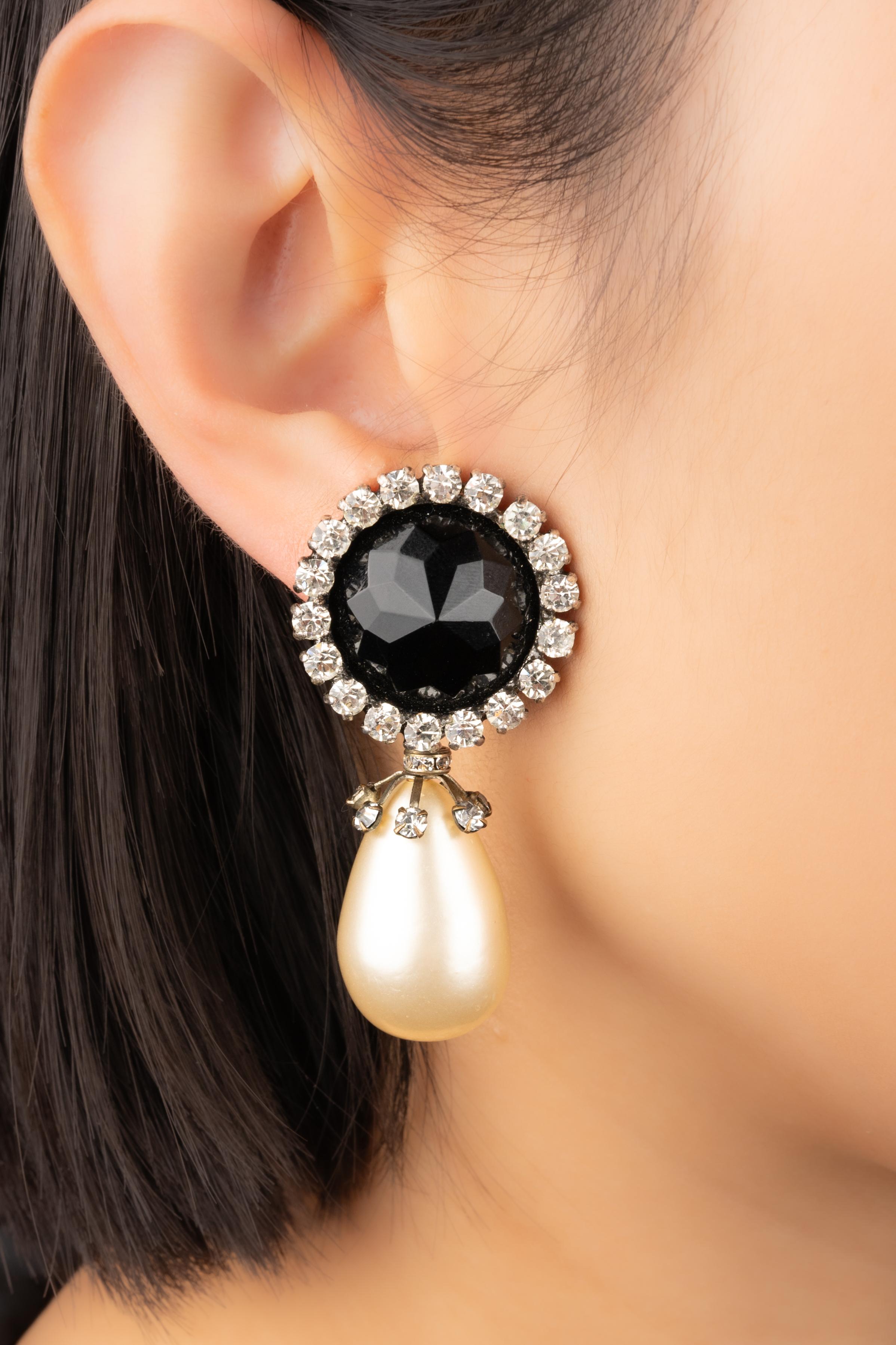 Chanel earrings 1995 In Excellent Condition In SAINT-OUEN-SUR-SEINE, FR