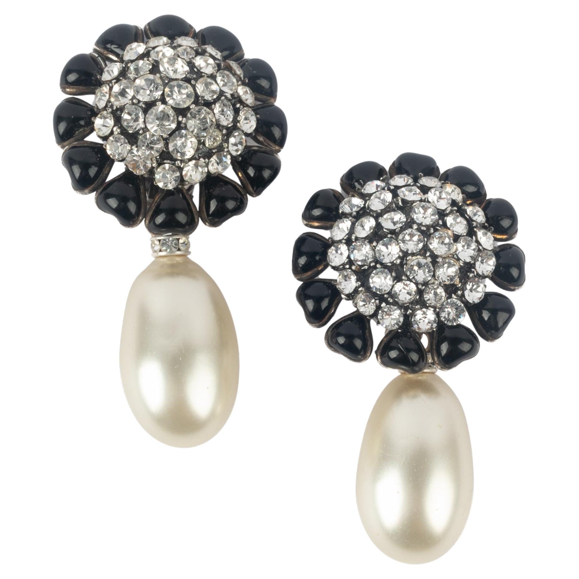 Chanel earrings 1995