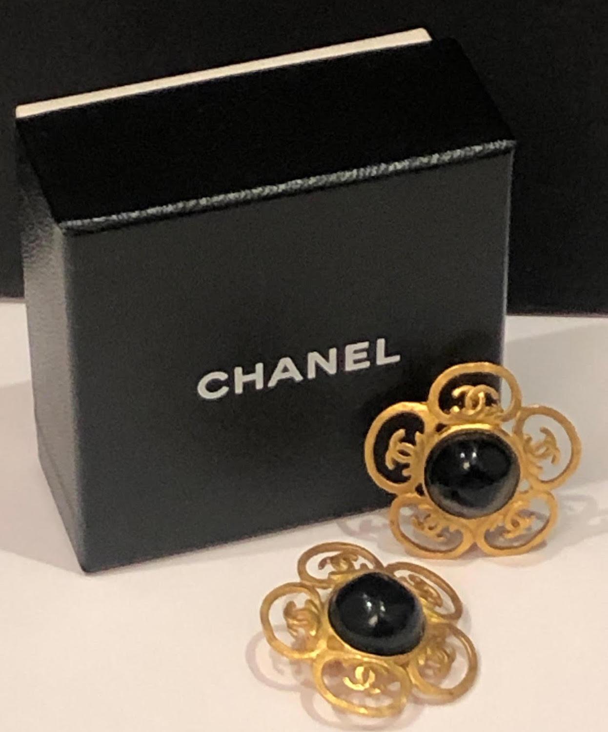 chanel earring box