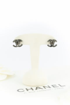 Chanel earrings 2018