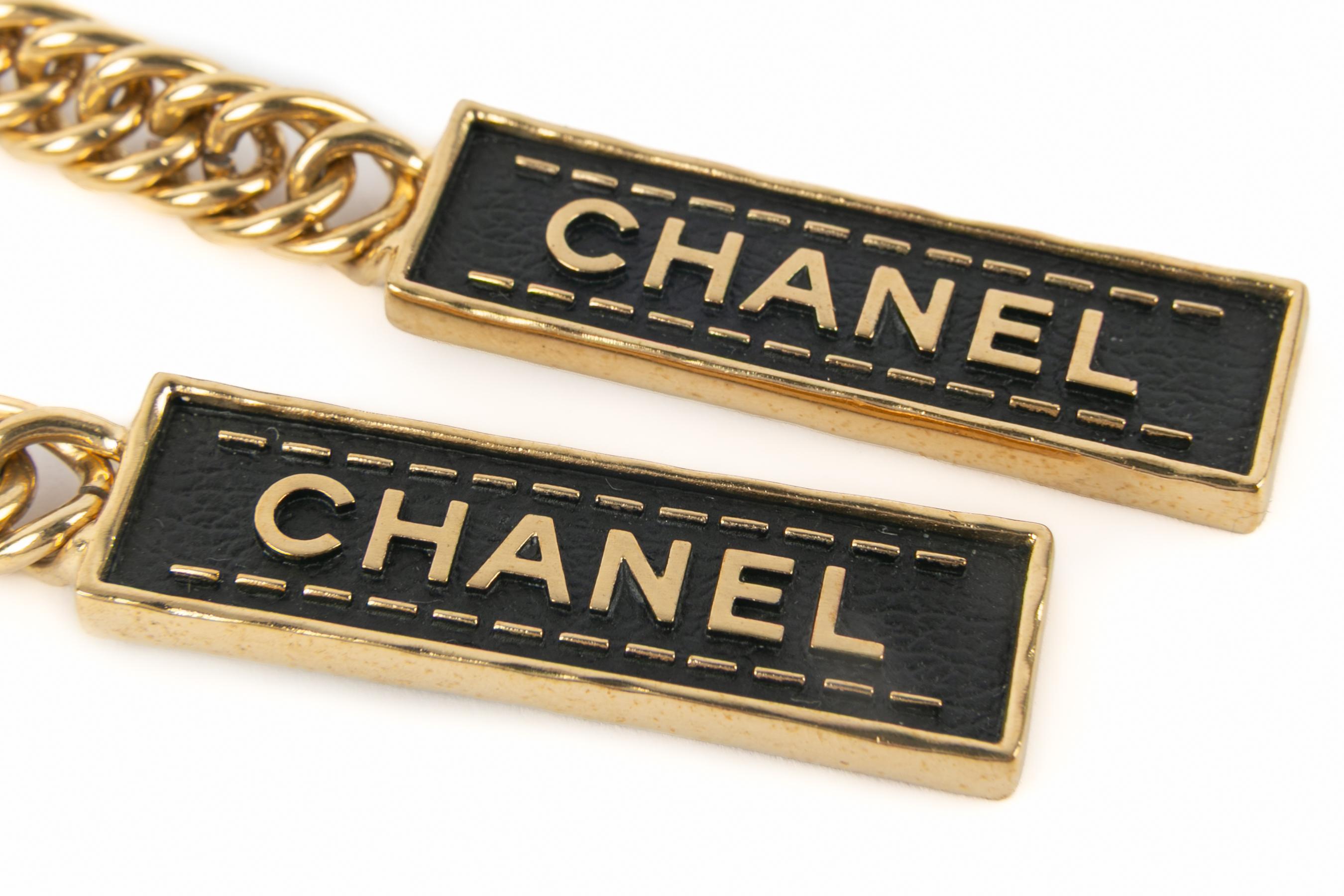 Orecchini Chanel 2023 in vendita 2