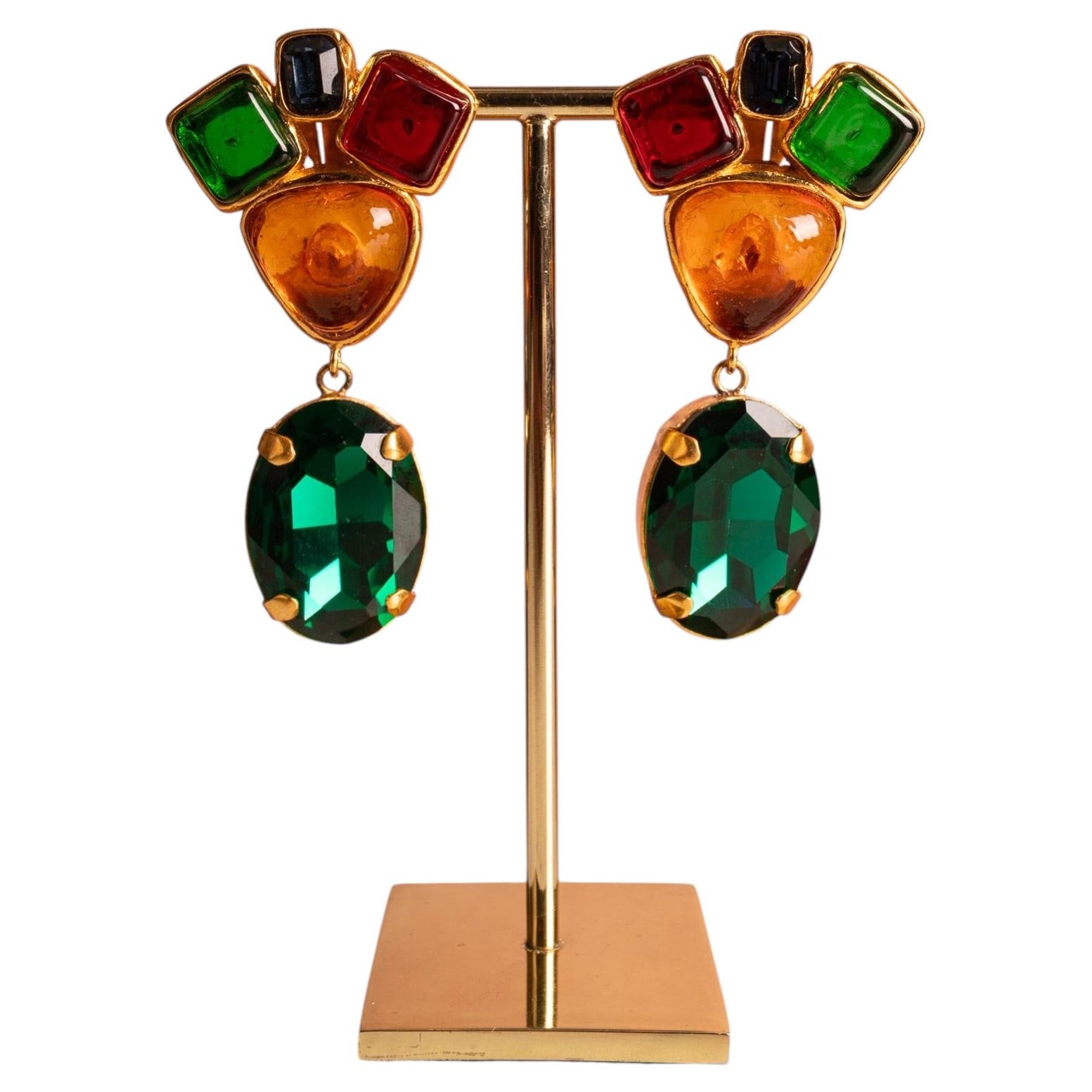 Boucles d'oreilles Chanel par Karl Lagerfeld pour l'automne-hiver 1991