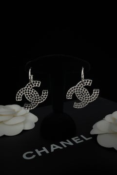 Chanel Ohrringe von Karl Lagerfeld Herbst-Winter 2003