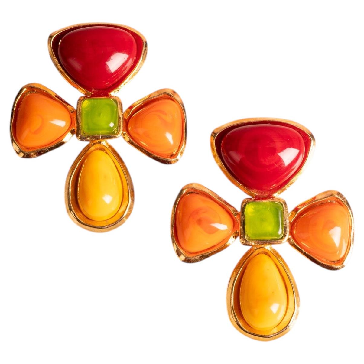 Boucles d'oreilles Chanel signées Karl Lagerfeld, printemps 1993