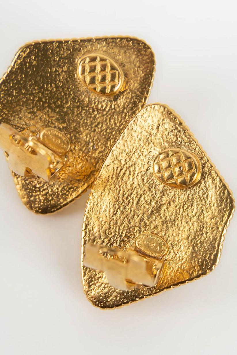 Women's Chanel Earrings Clips in Gold Metal, Glass Paste and Strass, 1997