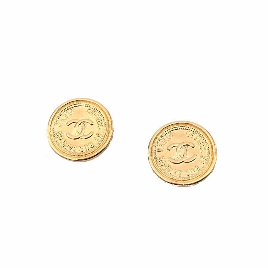 CHANEL Earrings Coins CC Rue Cambon In Good Condition In Paris, FR