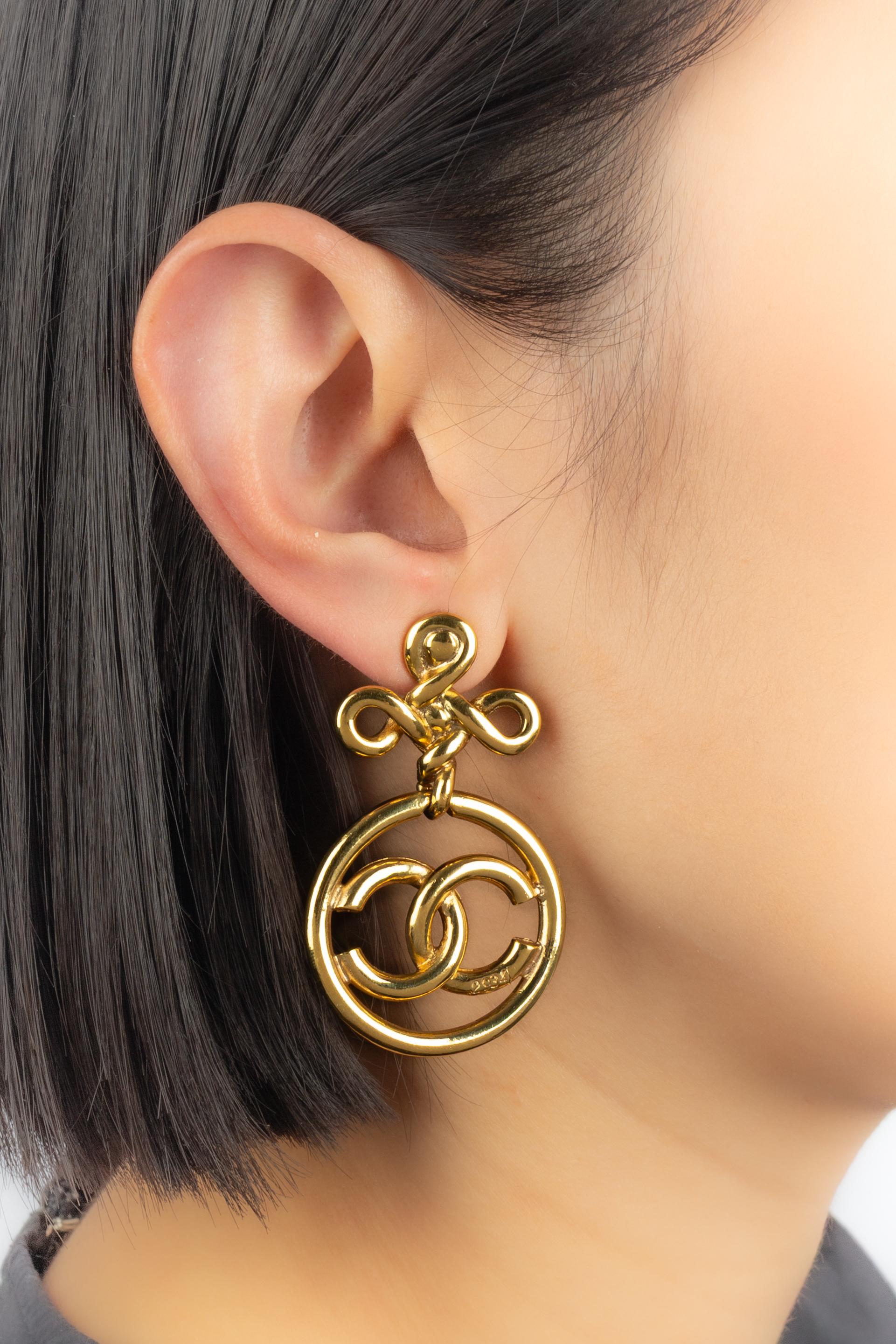 Orecchini Chanel in vendita 5