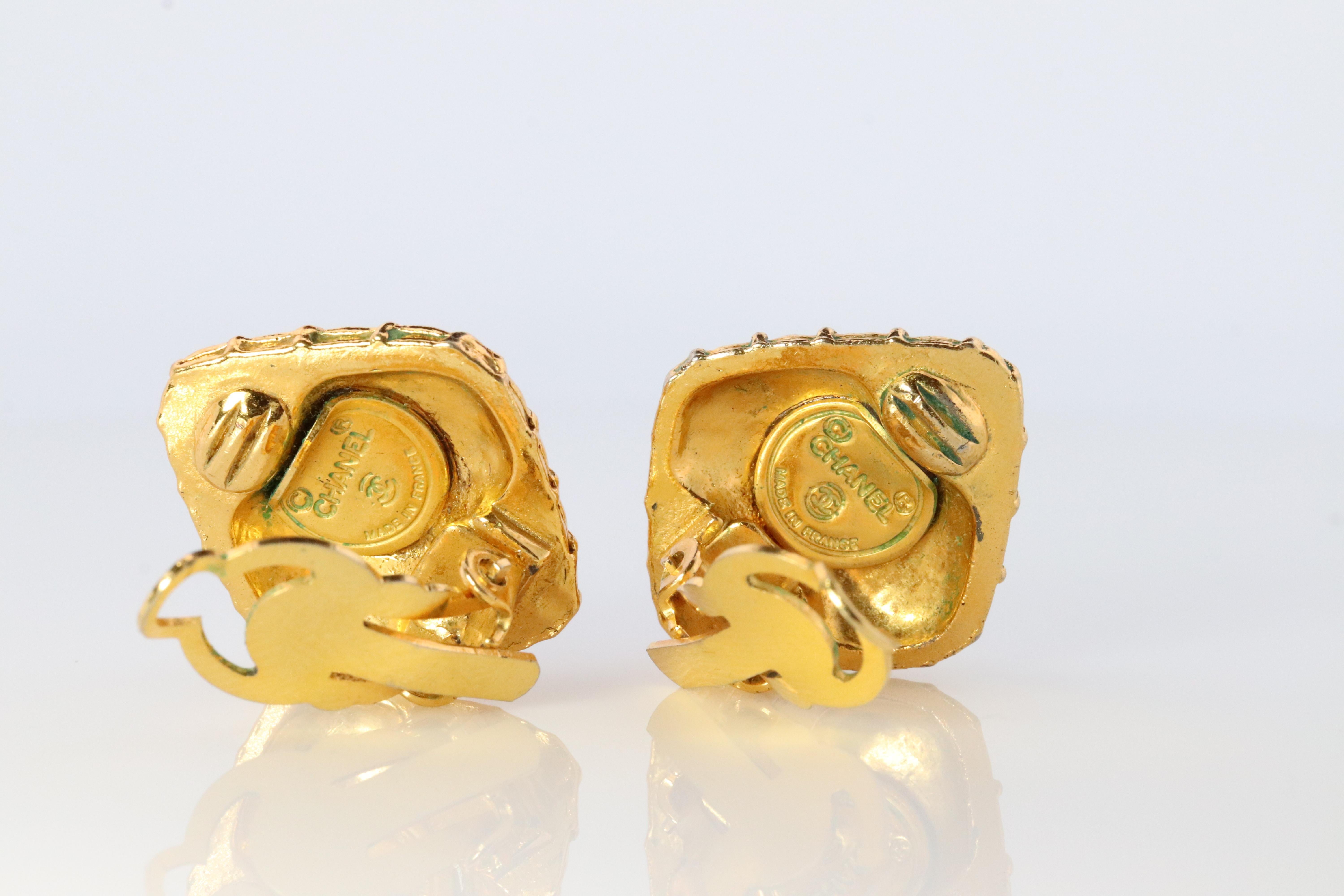 Chanel Earrings. Genuine CC CHANEL Rhombus Waffle squares. Nonpierced In Good Condition For Sale In Port Charlotte, FL
