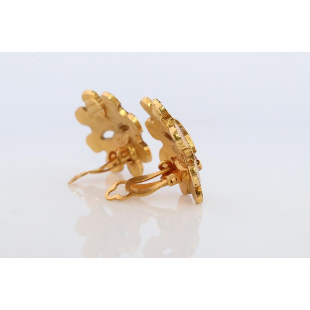 Chanel-Ohrringe. Genuine CC CHANEL Runde LOGO Clip-Ohrringe. Zahnrad Nicht durchbohrt Damen