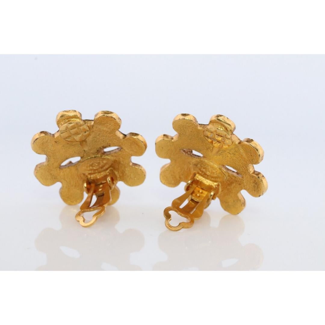 Chanel-Ohrringe. Genuine CC CHANEL Runde LOGO Clip-Ohrringe. Zahnrad Nicht durchbohrt 3