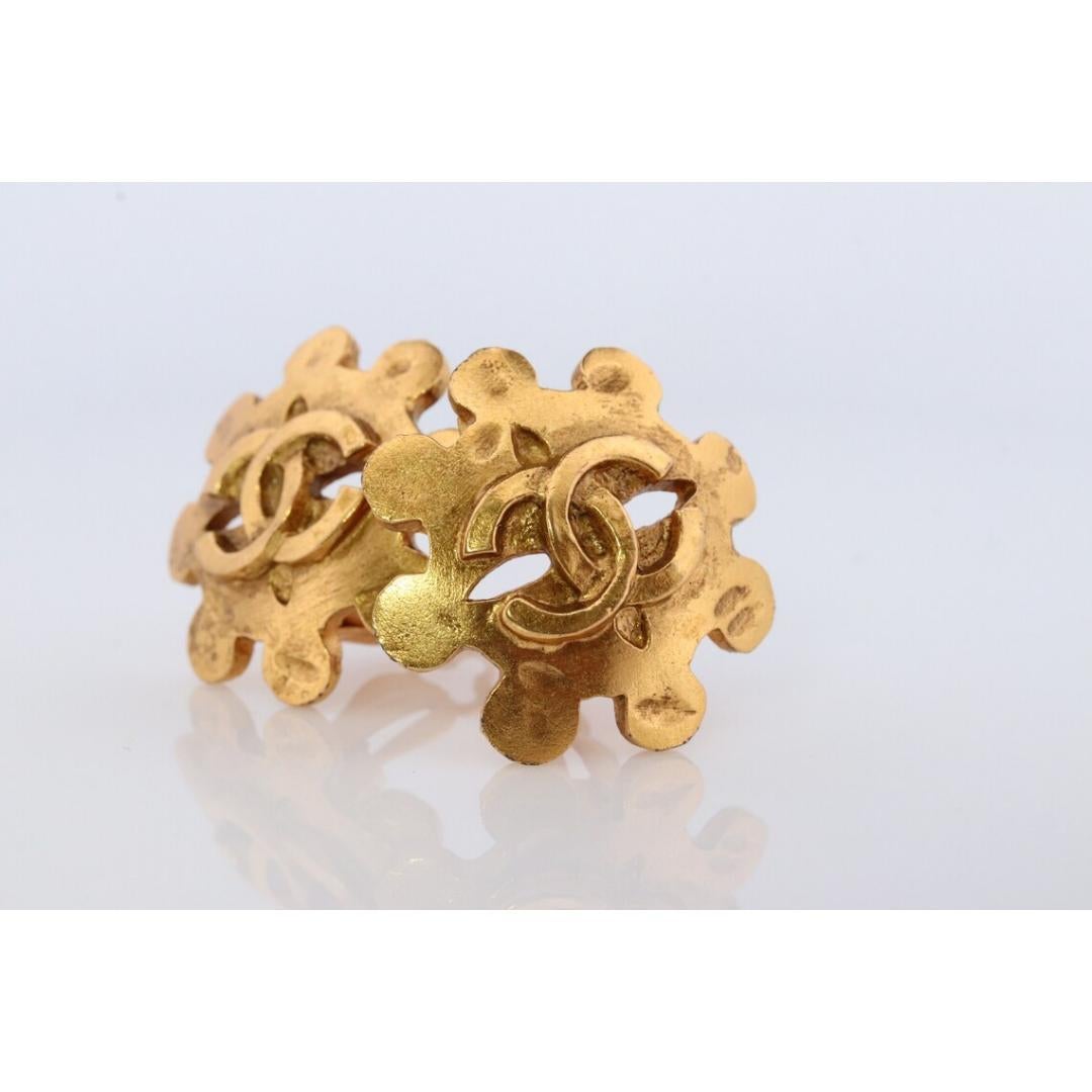 Chanel-Ohrringe. Genuine CC CHANEL Runde LOGO Clip-Ohrringe. Zahnrad Nicht durchbohrt 4