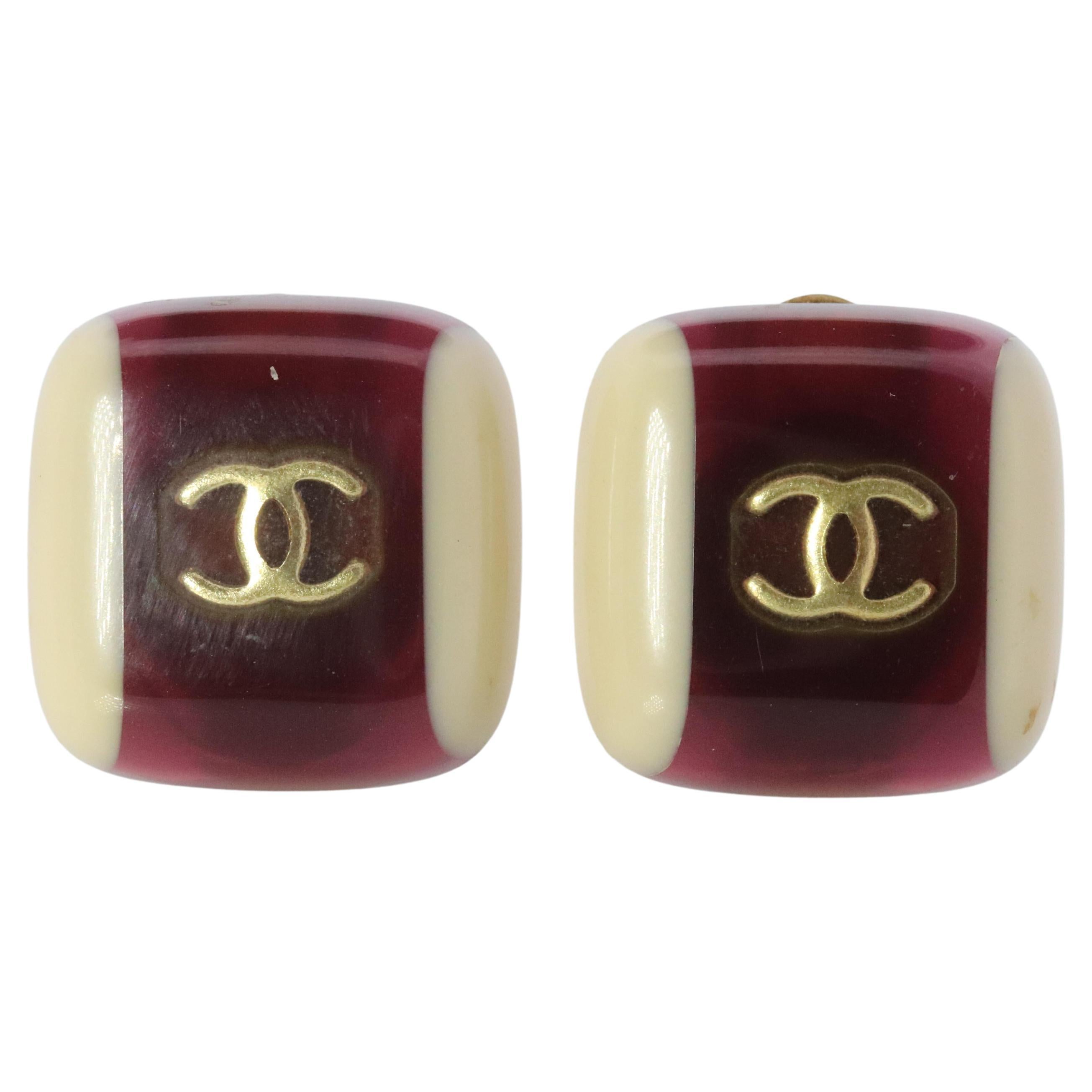 Chanel Earrings. Genuine CC CHANEL Round LOGO Clip on earrings Plastic Square