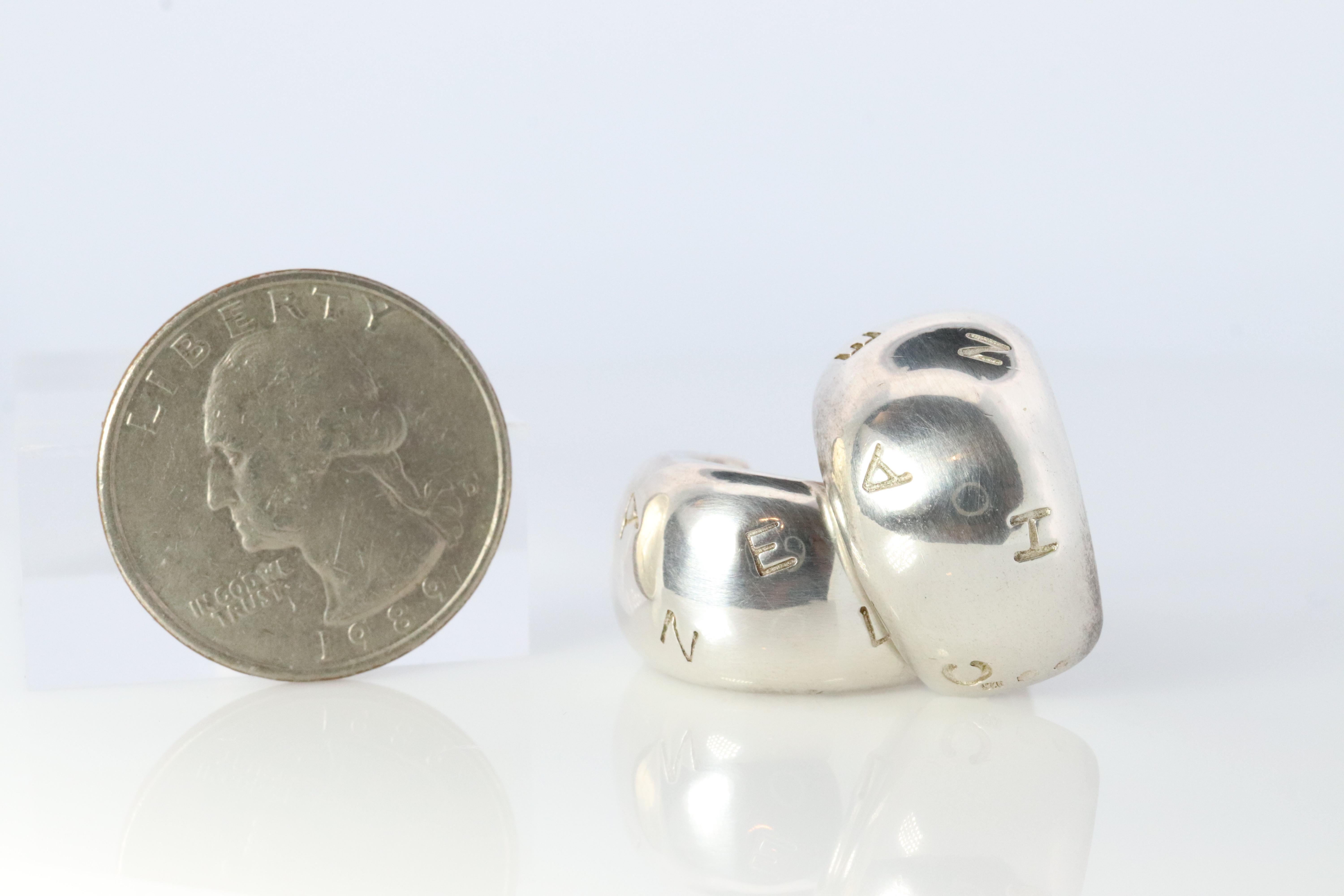 Chanel-Ohrringe. Echte CHANEL Reifen Logo Buchstaben Sterling Silber 925 im Angebot 2