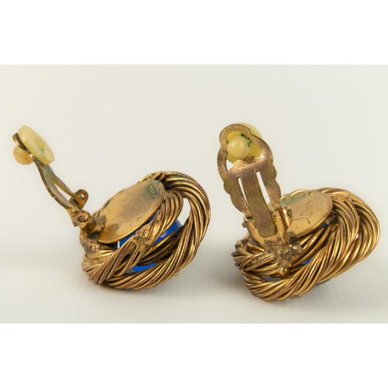 Chanel-Ohrringe aus goldenem Metall, 1980 im Angebot 1