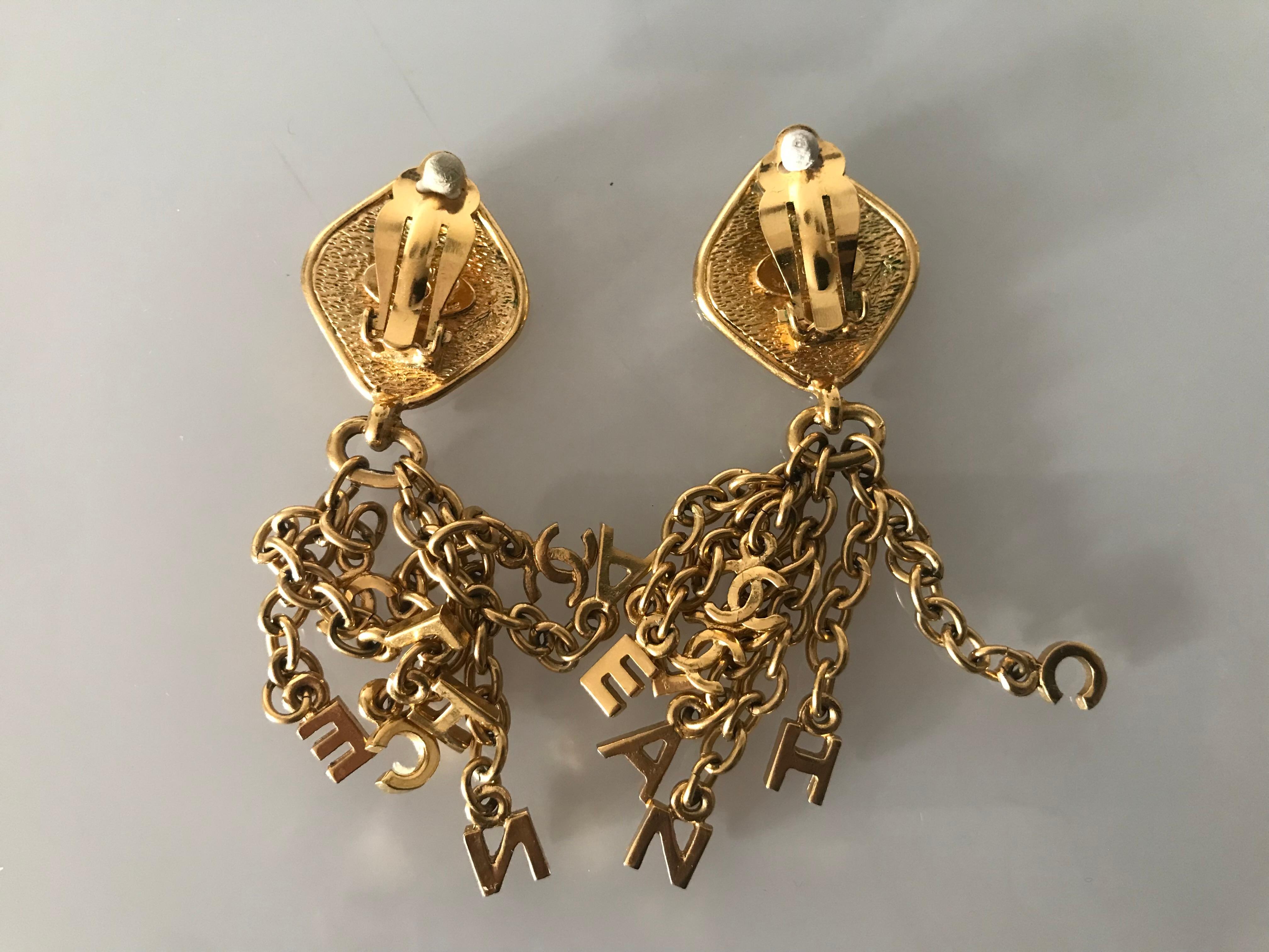 CHANEL PENDIENTES Logotipo monograma CC en venta 1