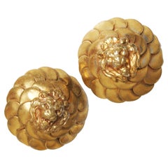 Chanel Boucles d'oreilles clip tête de lion rugissante style or métal rare vintage des années 1970 