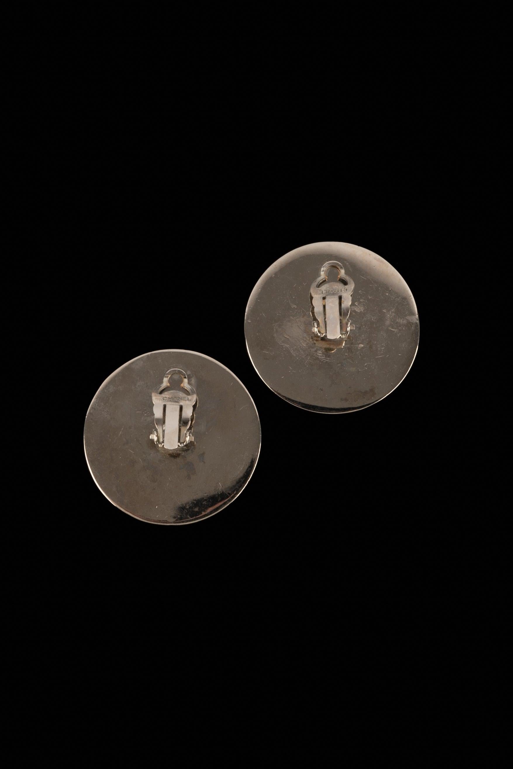 Chanel Earrings Silvery Metal For Sale 1