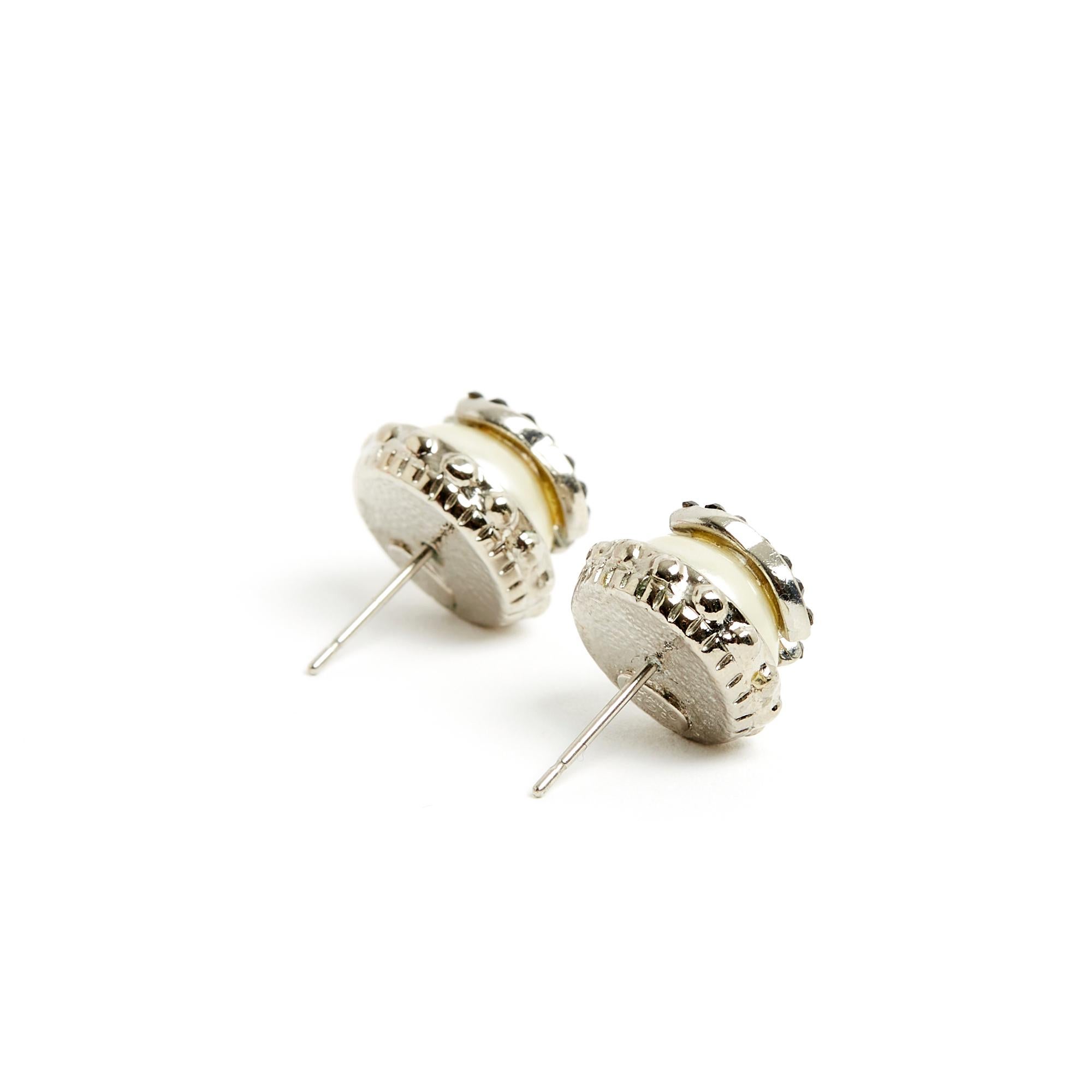 chanel mini stud earrings