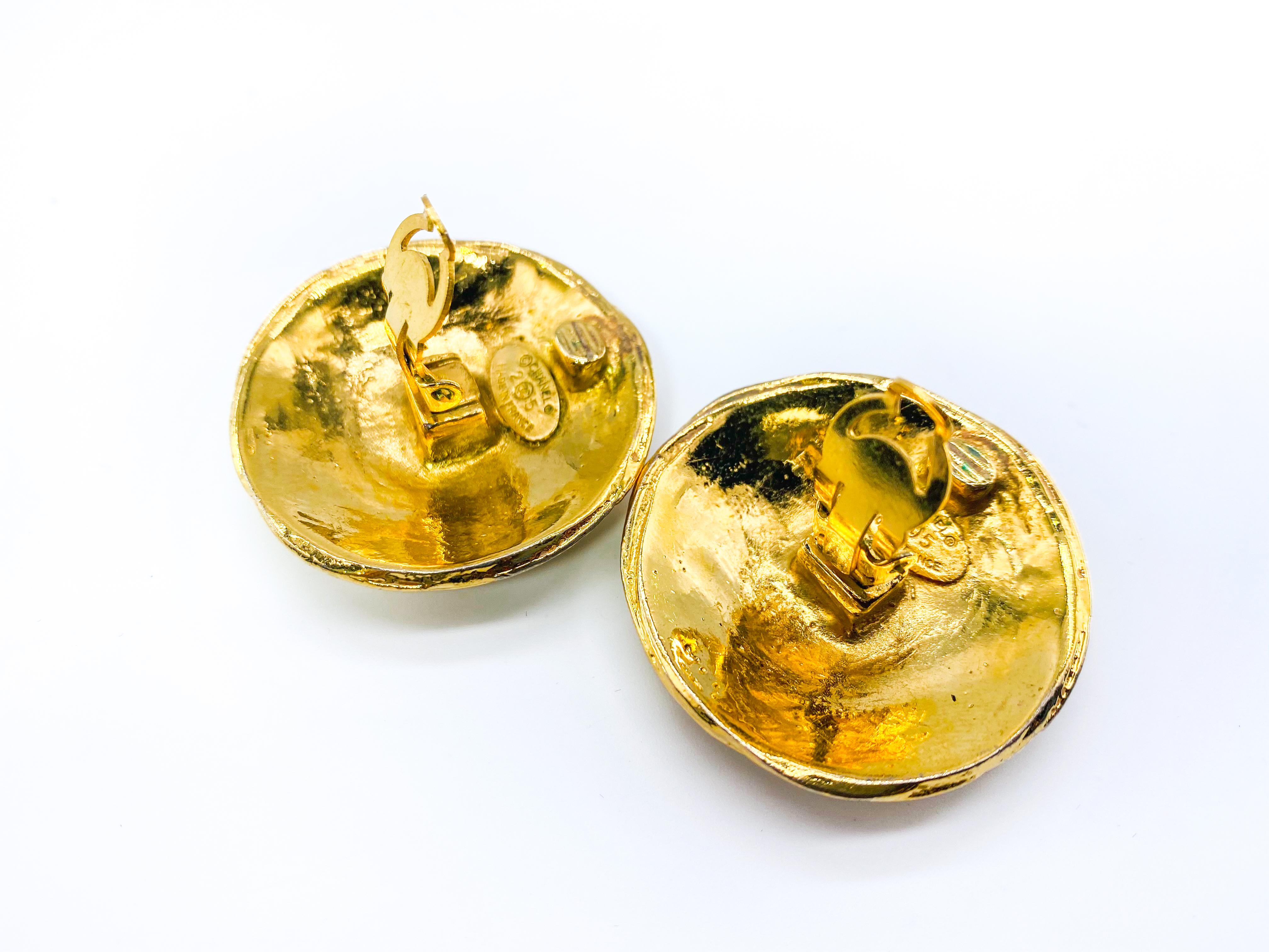 CHANEL Earrings Vintage 1980s Clip On 1986 3