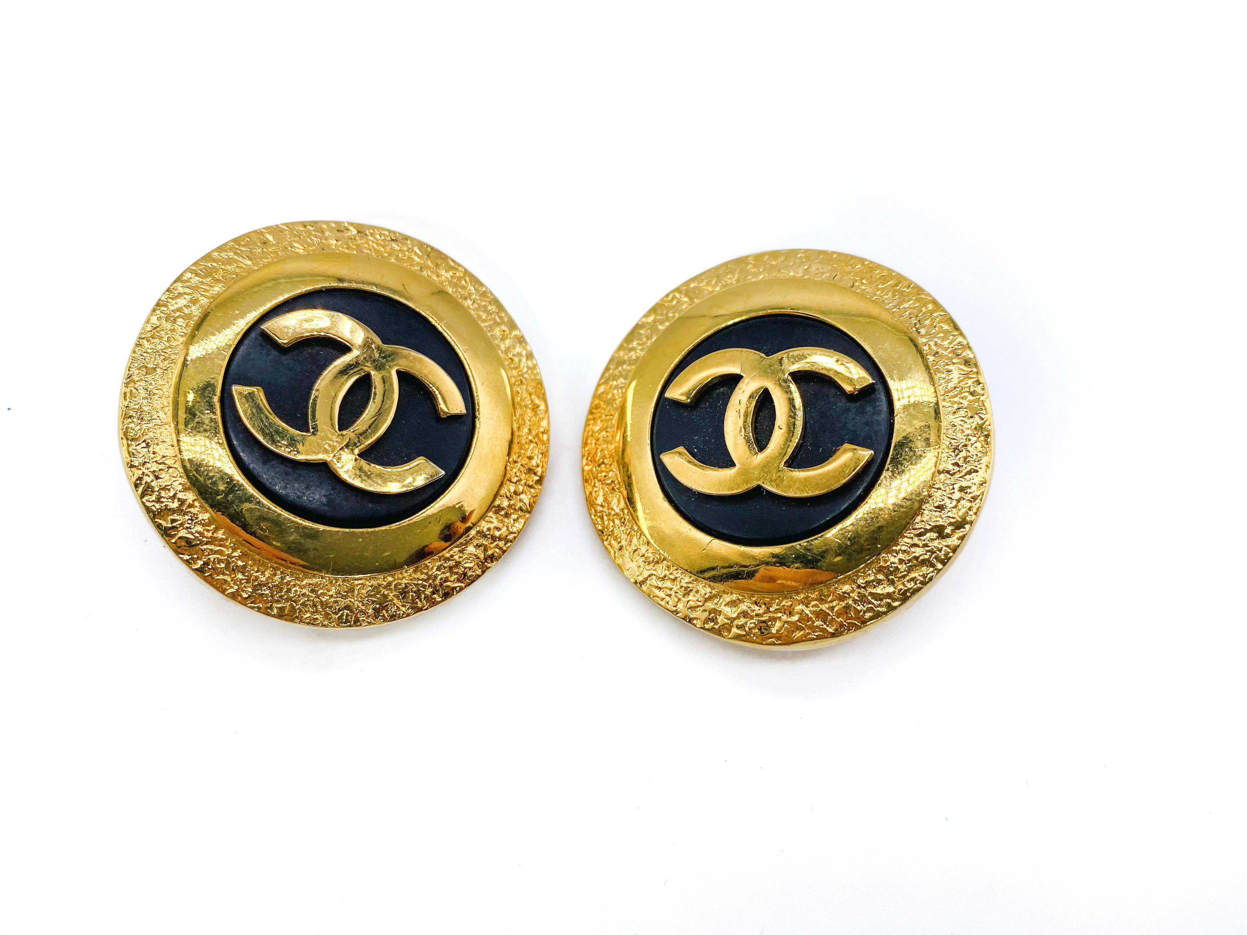 Women's CHANEL Earrings Vintage 1980s Clip On 1987 Collection