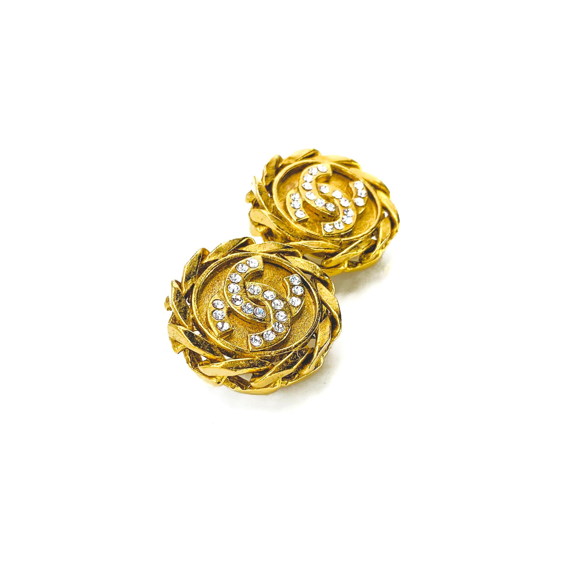 CHANEL Earrings Vintage 1980s Clip On In Excellent Condition In London, GB