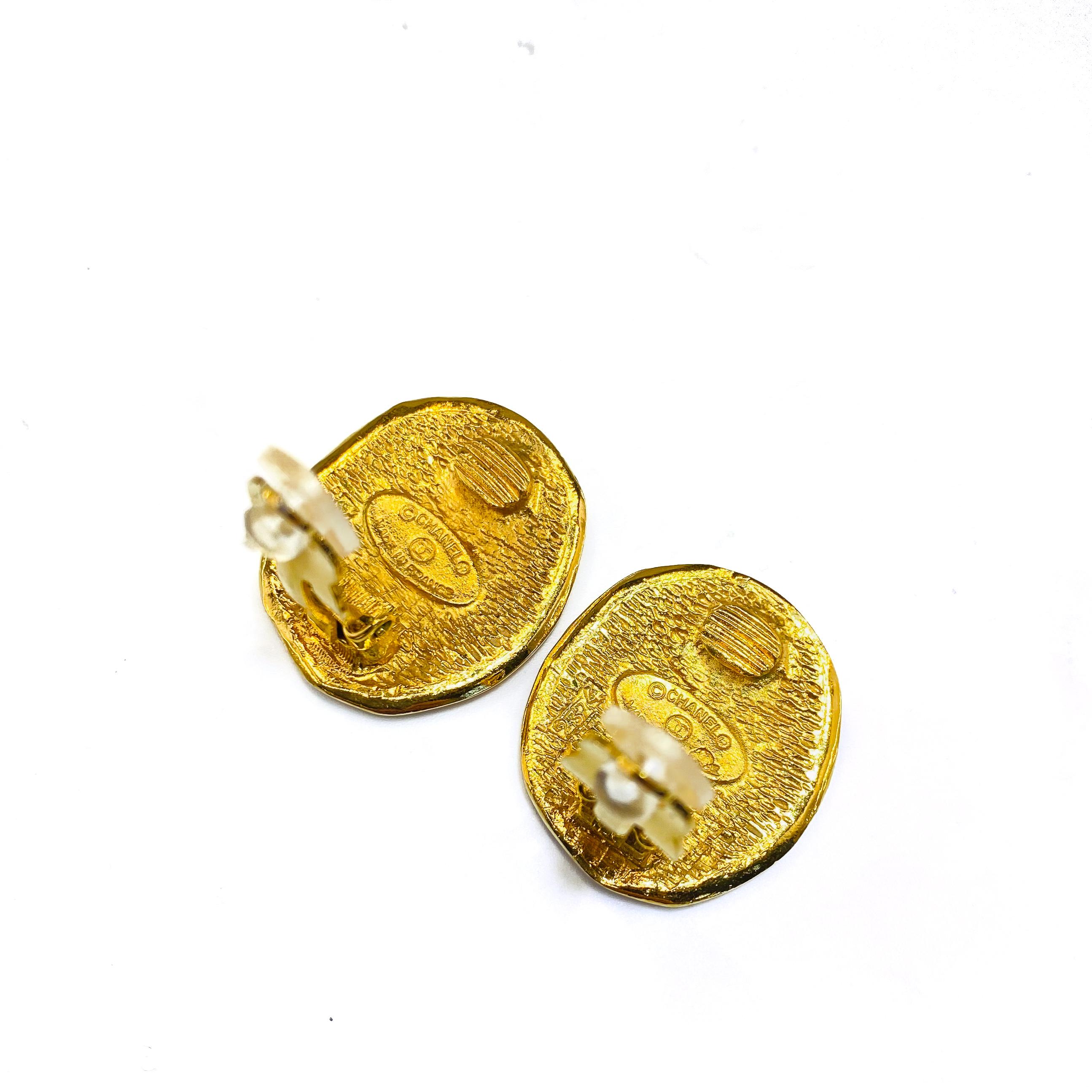 CHANEL Earrings Vintage 1980s In Excellent Condition In London, GB