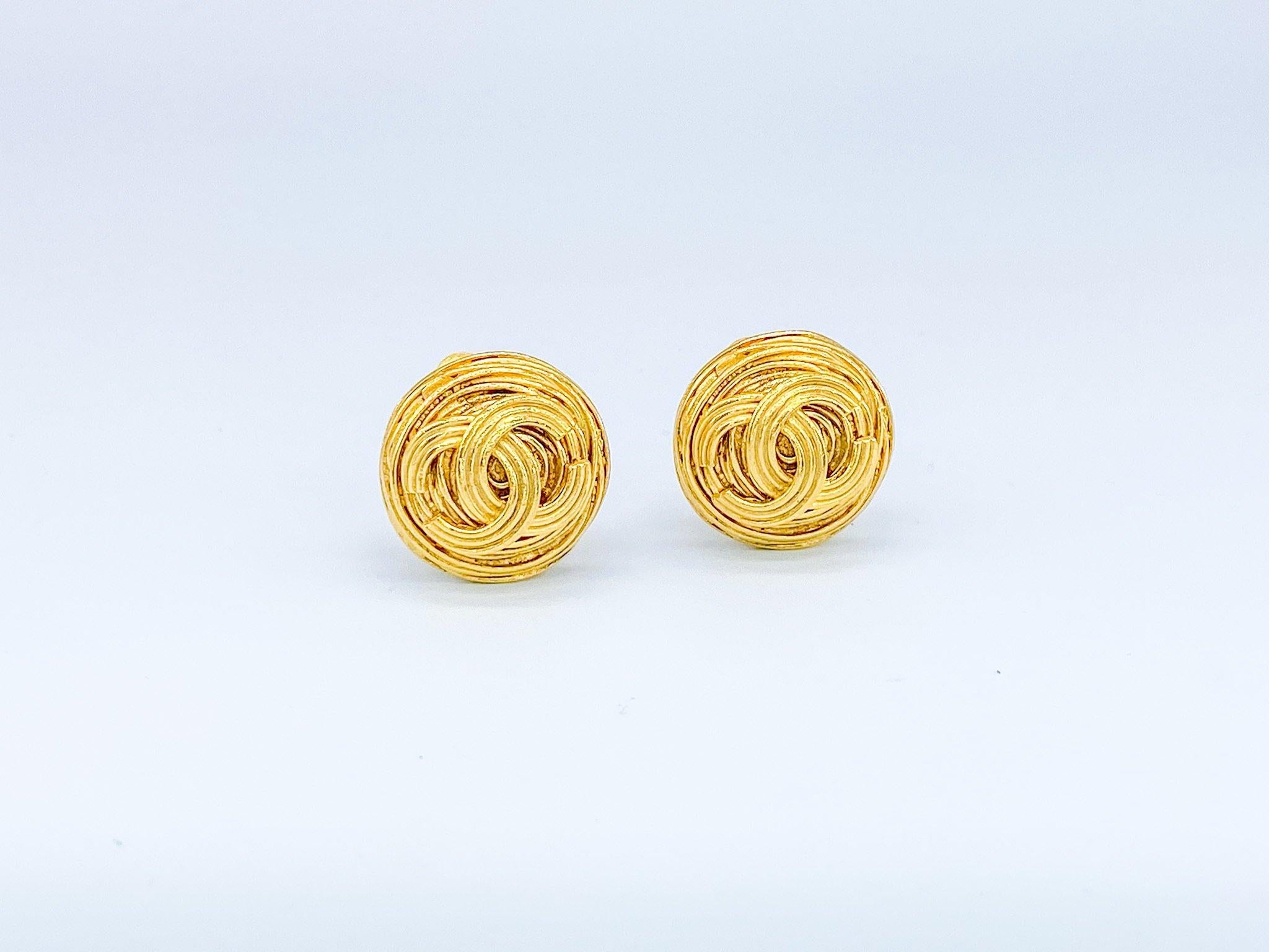 CHANEL Earrings Vintage 1990s Clip On 3