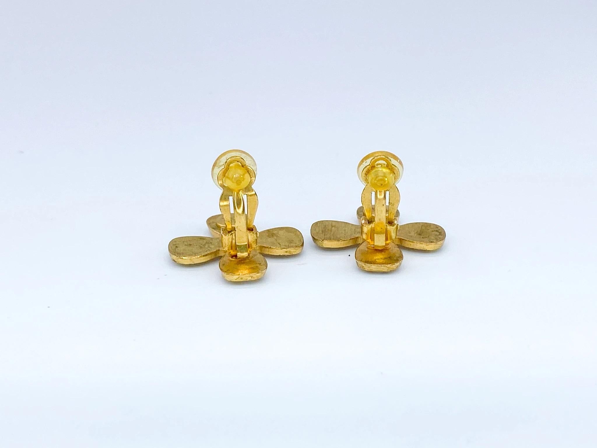 Women's CHANEL Earrings Vintage Clip On 2001 Cruise Collection