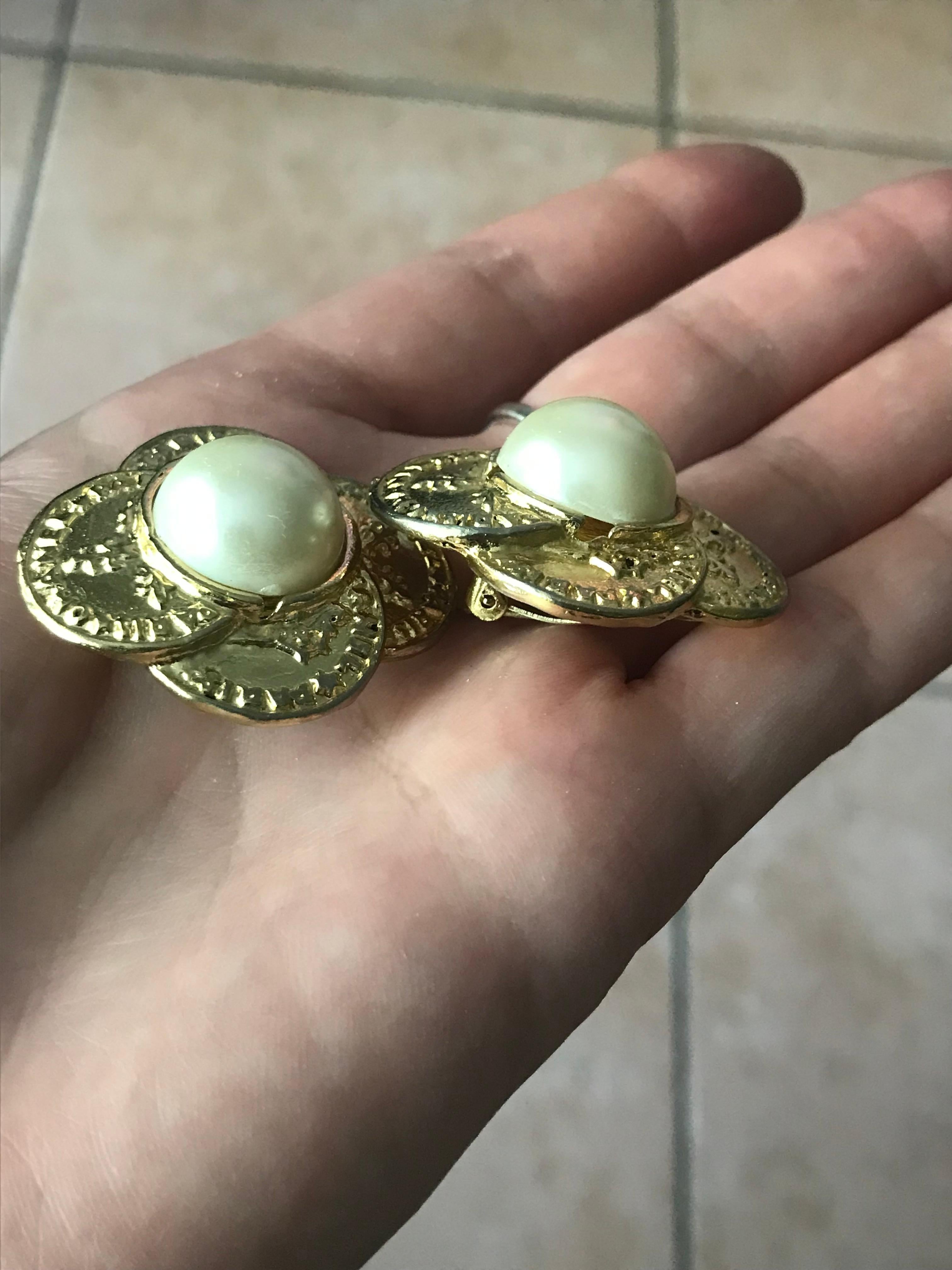 De las mujeres CHANEL Pendientes perla vintage. Buen estado. en venta
