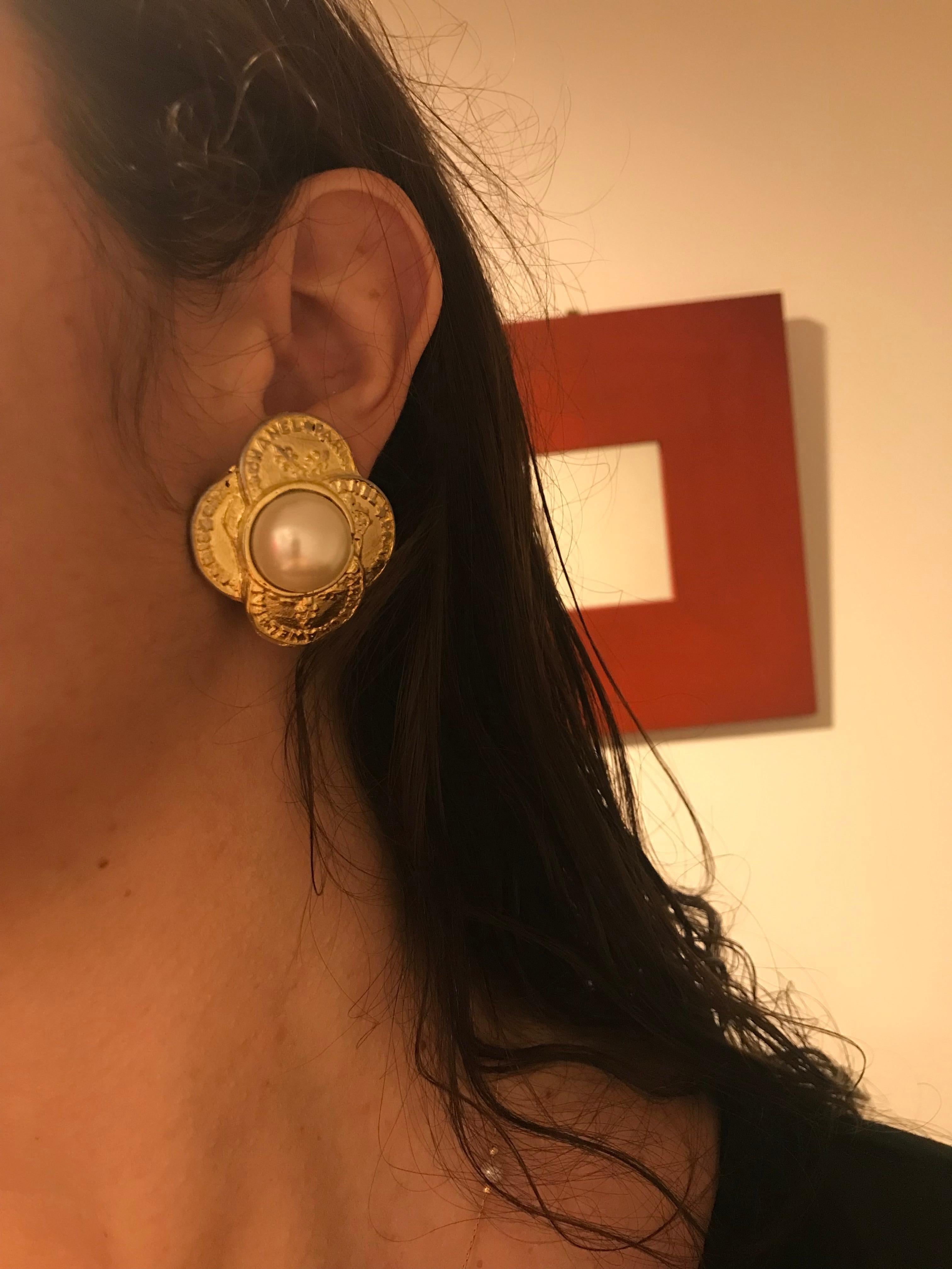 CHANEL Pendientes perla vintage. Buen estado. en venta 5