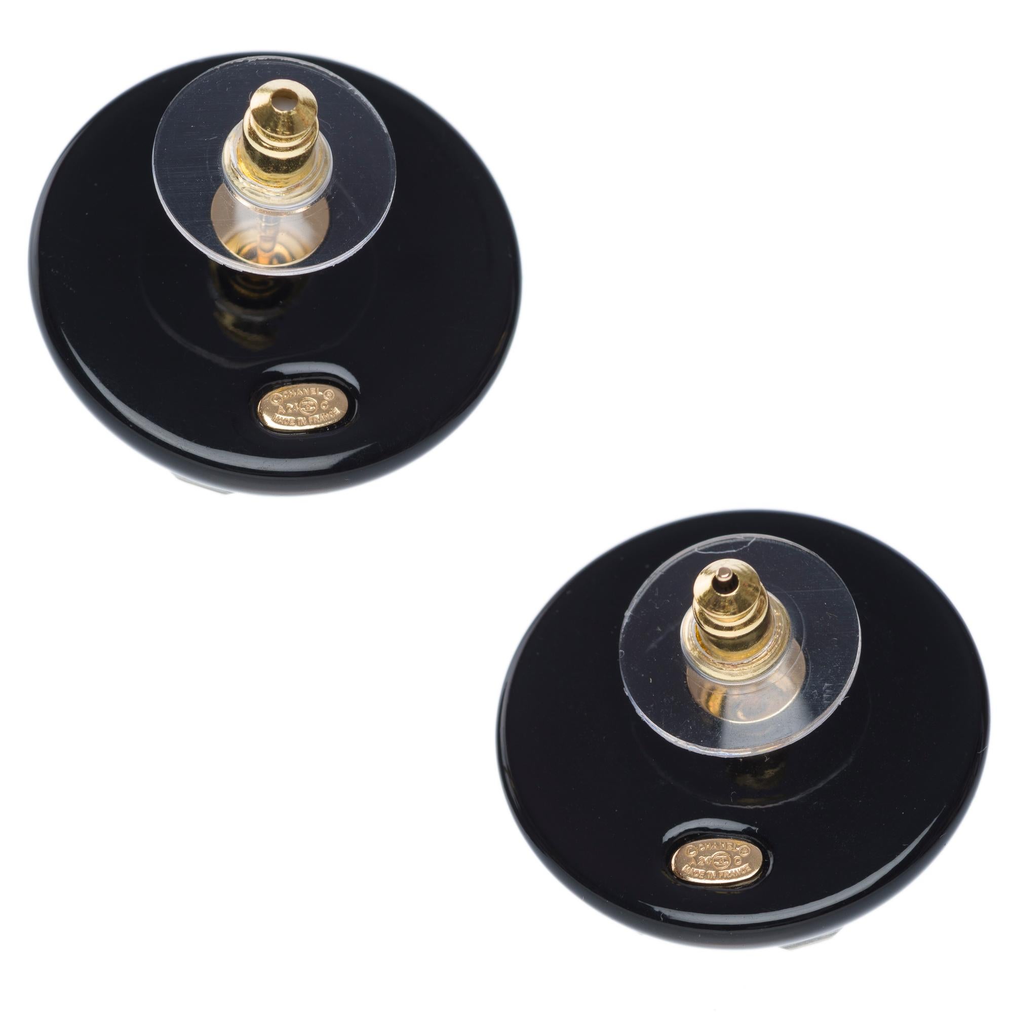 Chanel Earrings with black resin and rhinstone In New Condition For Sale In Paris, IDF