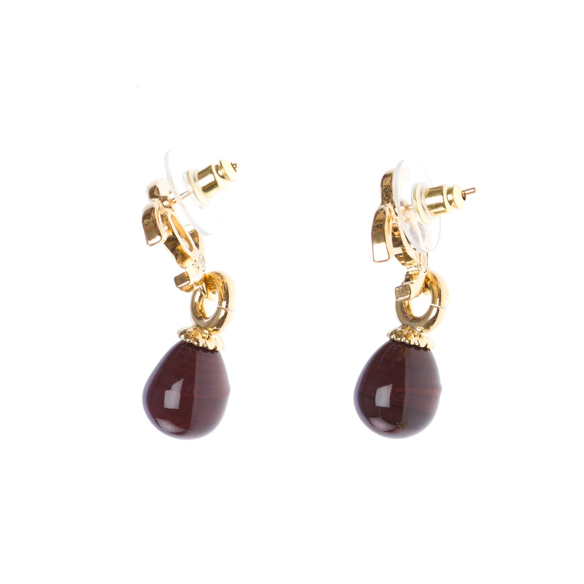 Contemporary Chanel Earrings with gold metal and brown stone For Sale