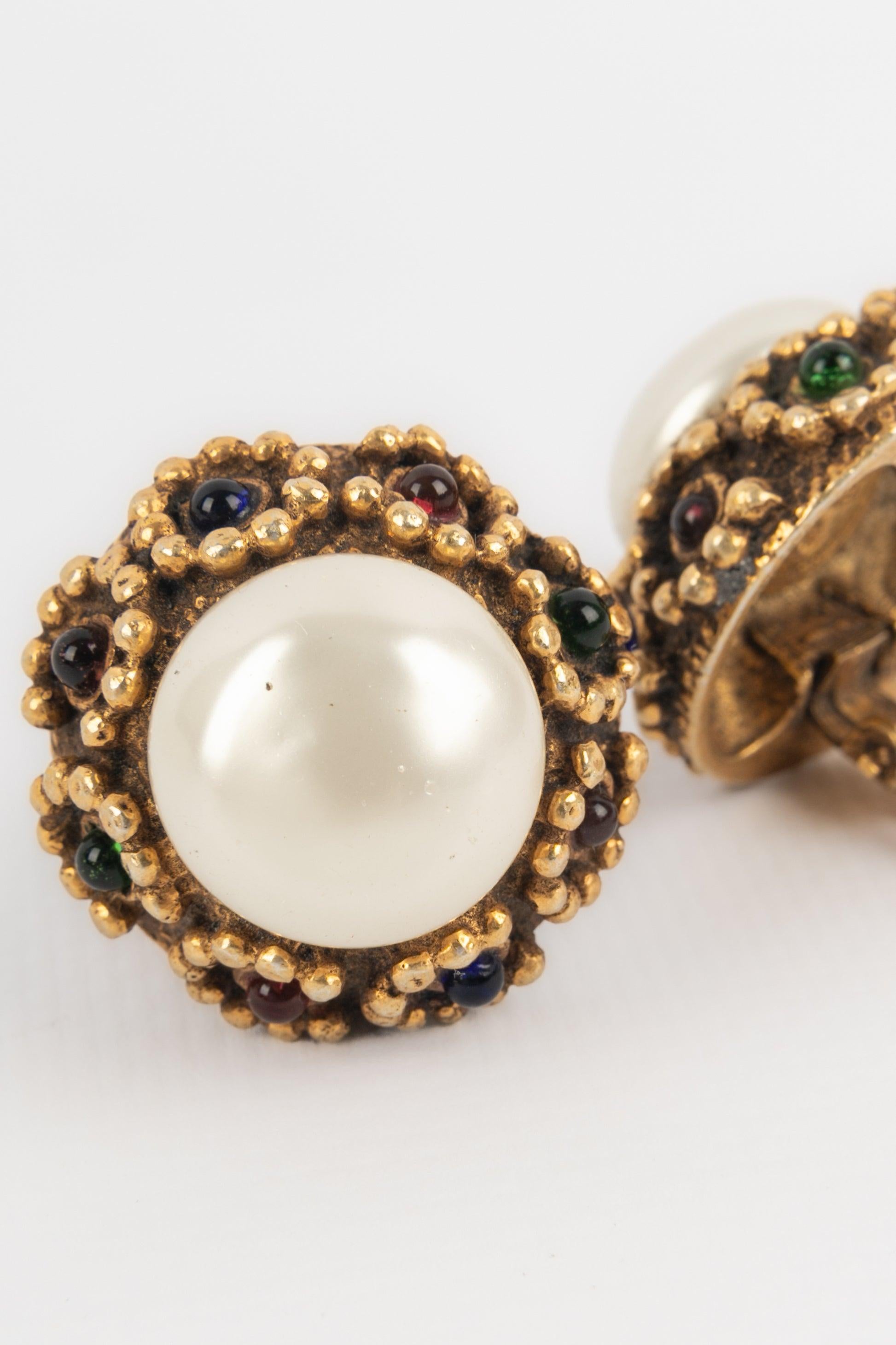 Chanel Earrings with Pearly Cabochon and Glass Paste For Sale 2