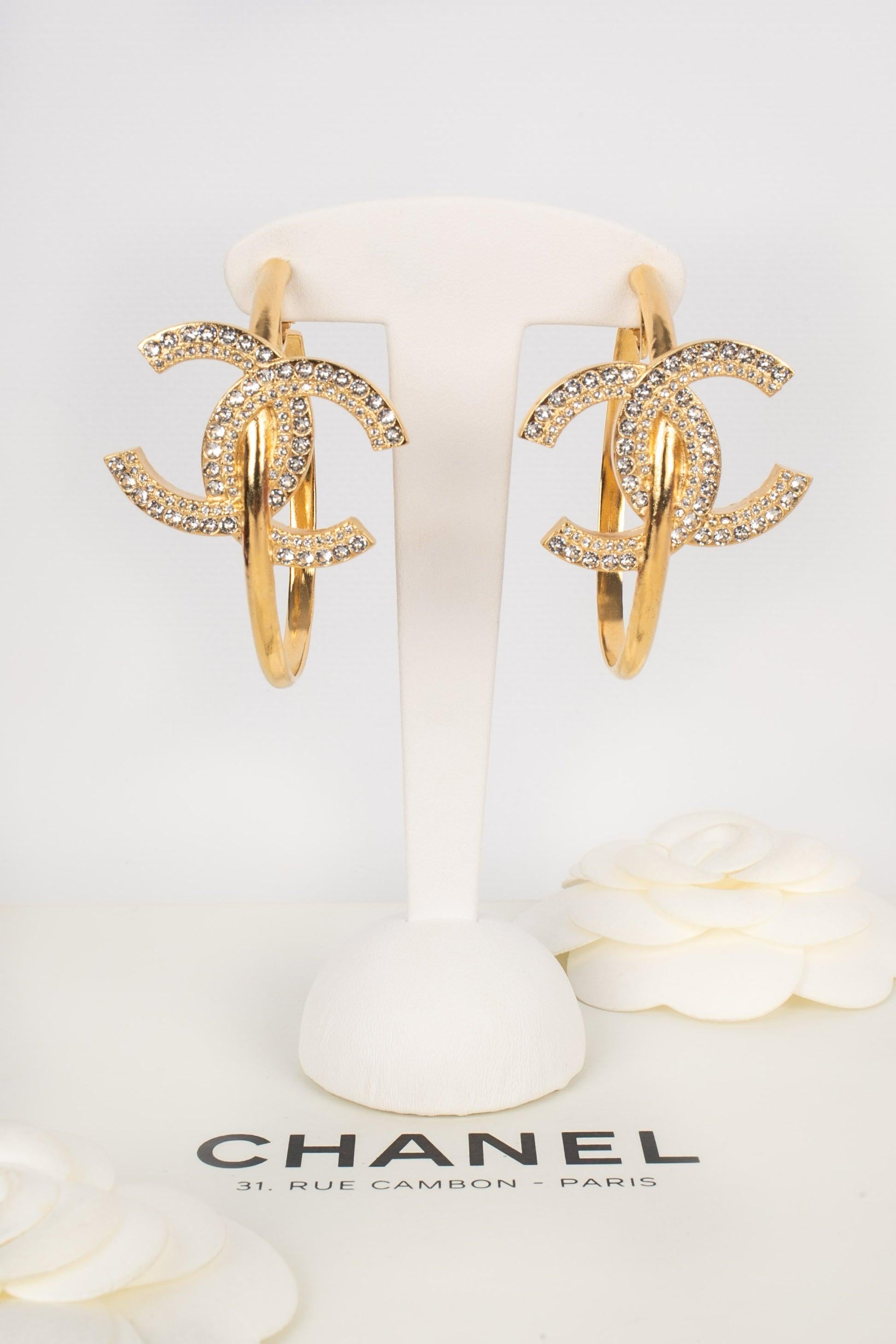 Chanel Earrings with Rhinestoned CC logo, 2022 3