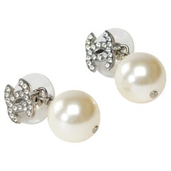 Chanel Earrings with silver color metal  with crystal and pearl