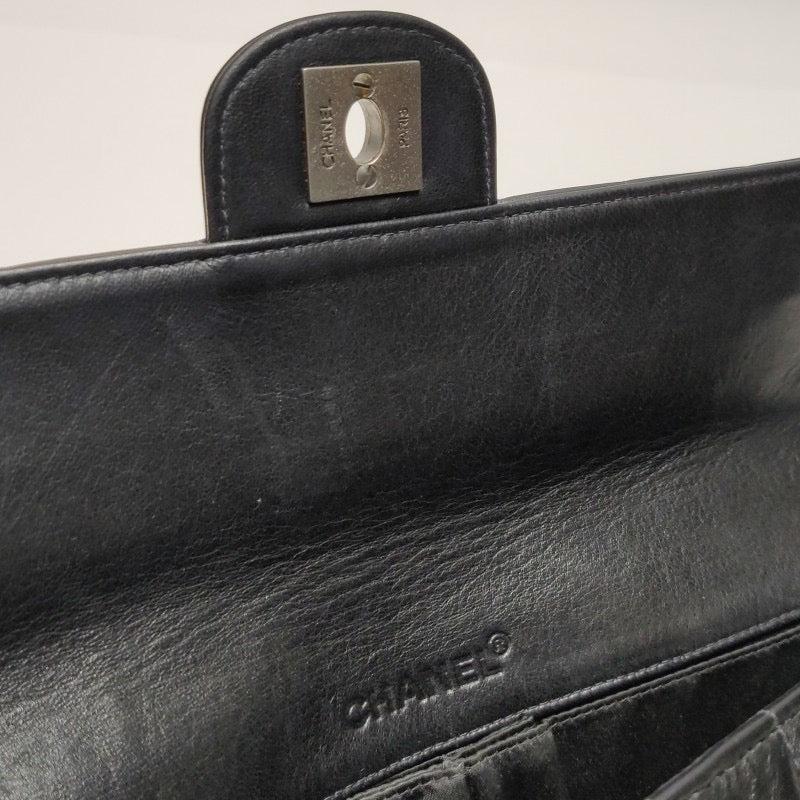 Chanel East West Chocolate Bar Black Leather Silver Hardware, 2000-2002 6