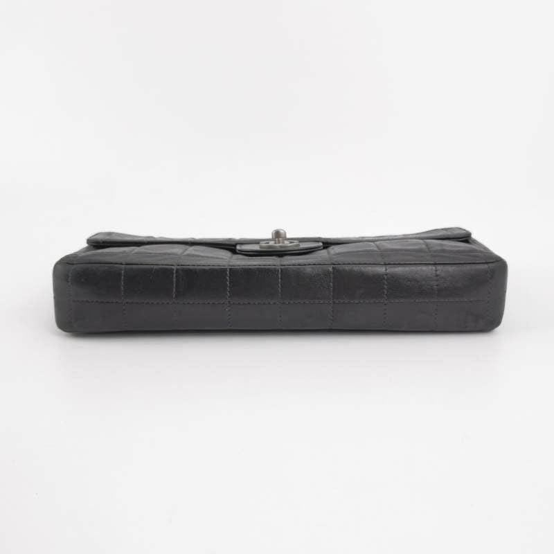 Chanel East West Chocolate Bar Black Leather Silver Hardware, 2000-2002 2