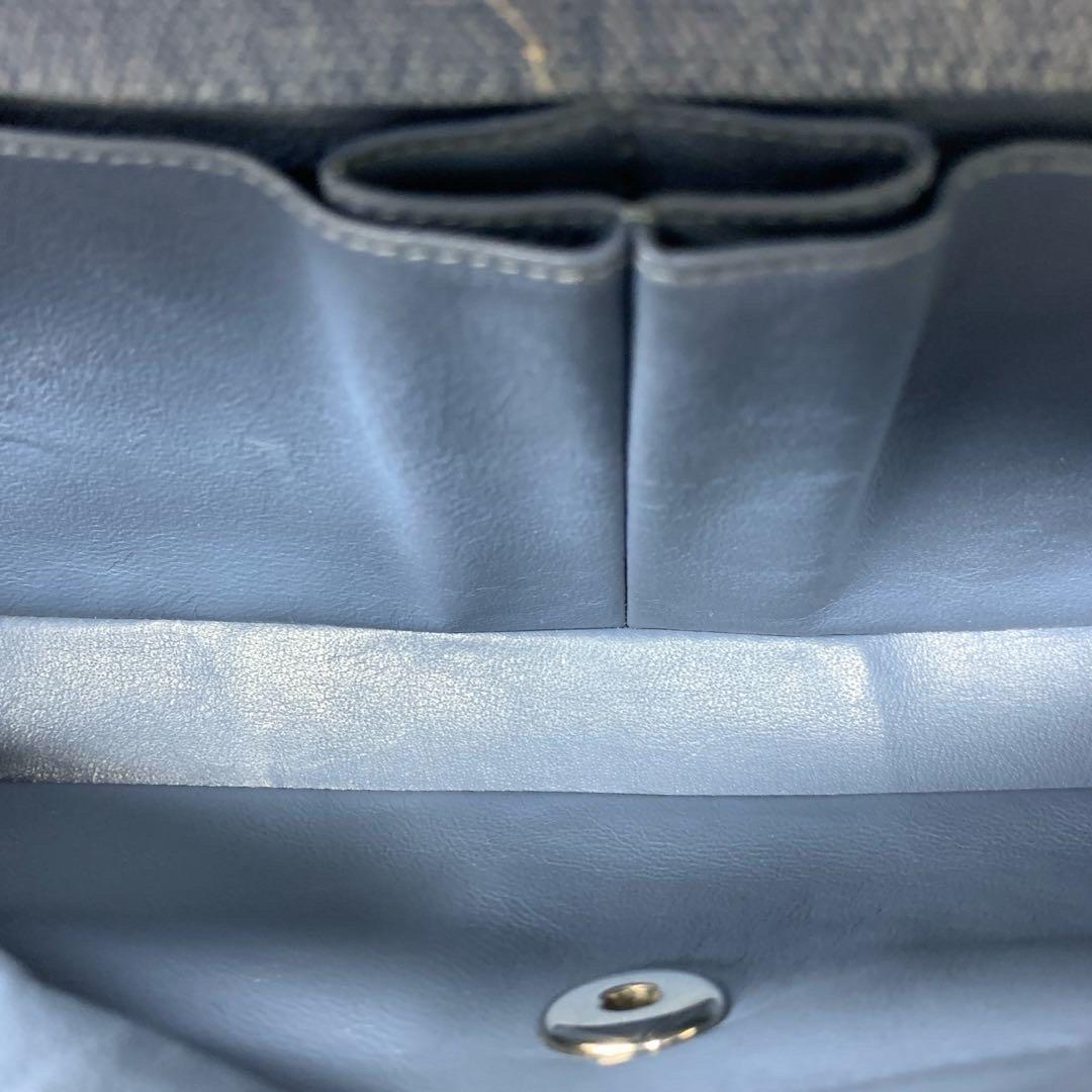 Chanel East West Chocolate Bar Blue Denim Beige Leather Piping Silver Hardware For Sale 5