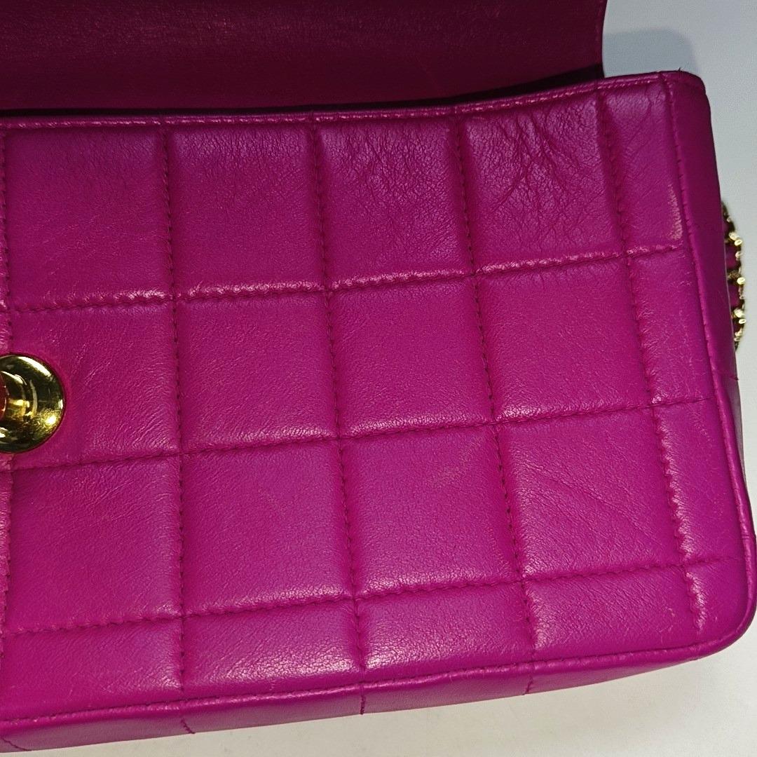 Chanel East West Chocolate Bar Fuchsia Pink Leather 24k Gold hardware 8