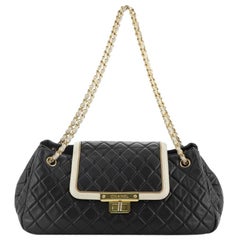 Chanel East West Mademoiselle Akkordeon Klappe Tasche gesteppte Lammfell Medium