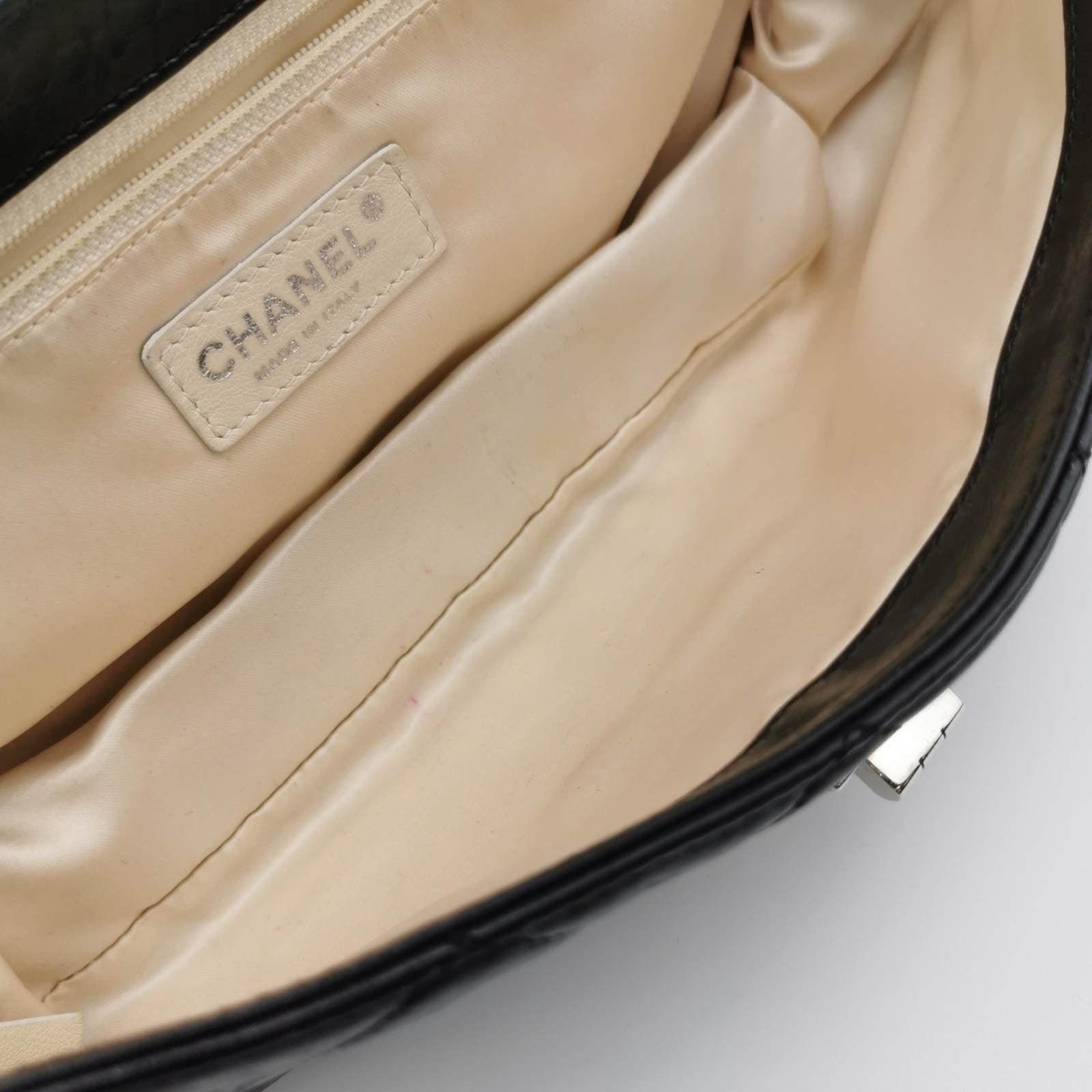 Chanel East West Mademoiselle Flap Bag 2008 Medium Black Leather Shoulder Bag For Sale 9