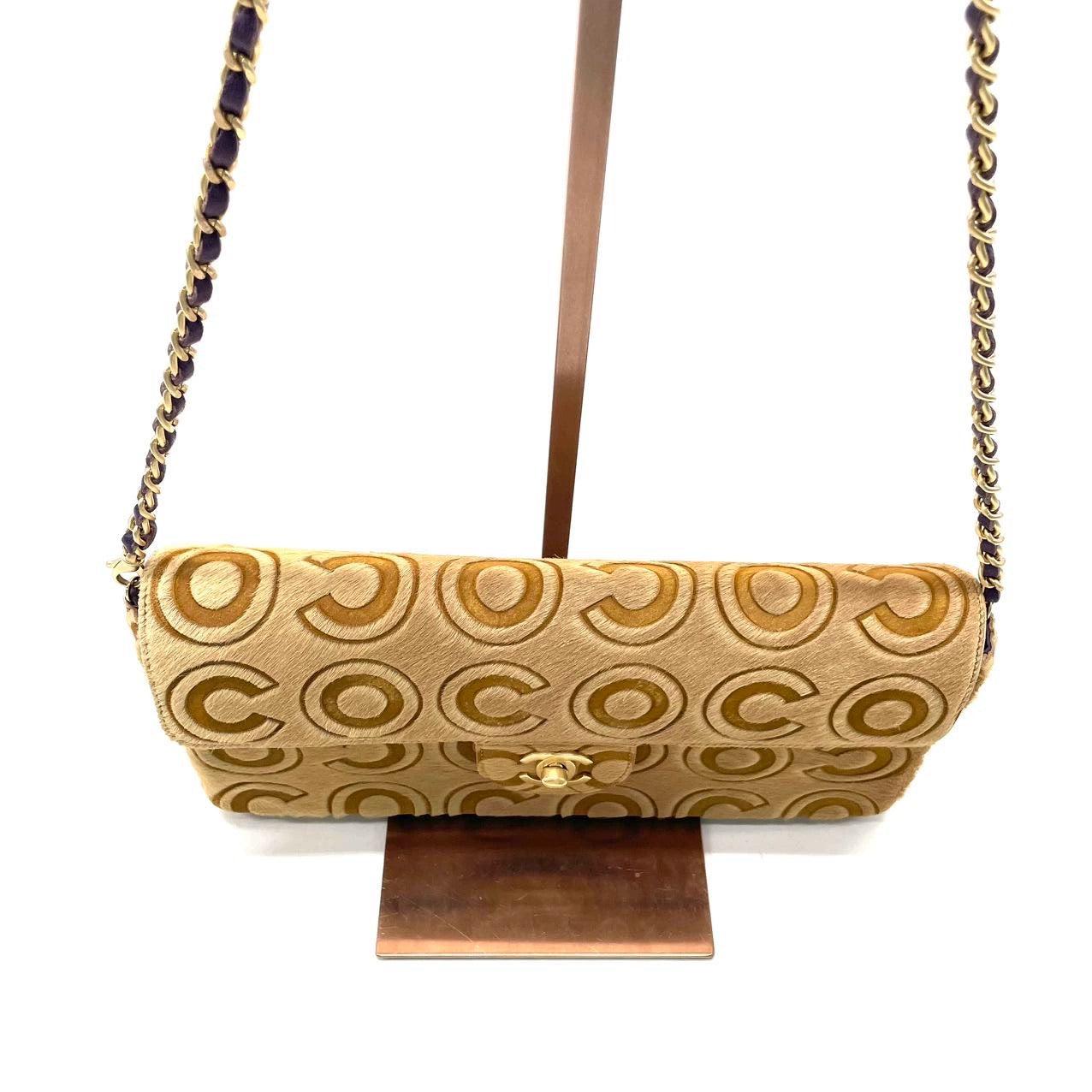 Chanel East West Rare Tan Brown Pony-hair Calfskin Leather CC Logo In Good Condition In AUBERVILLIERS, FR