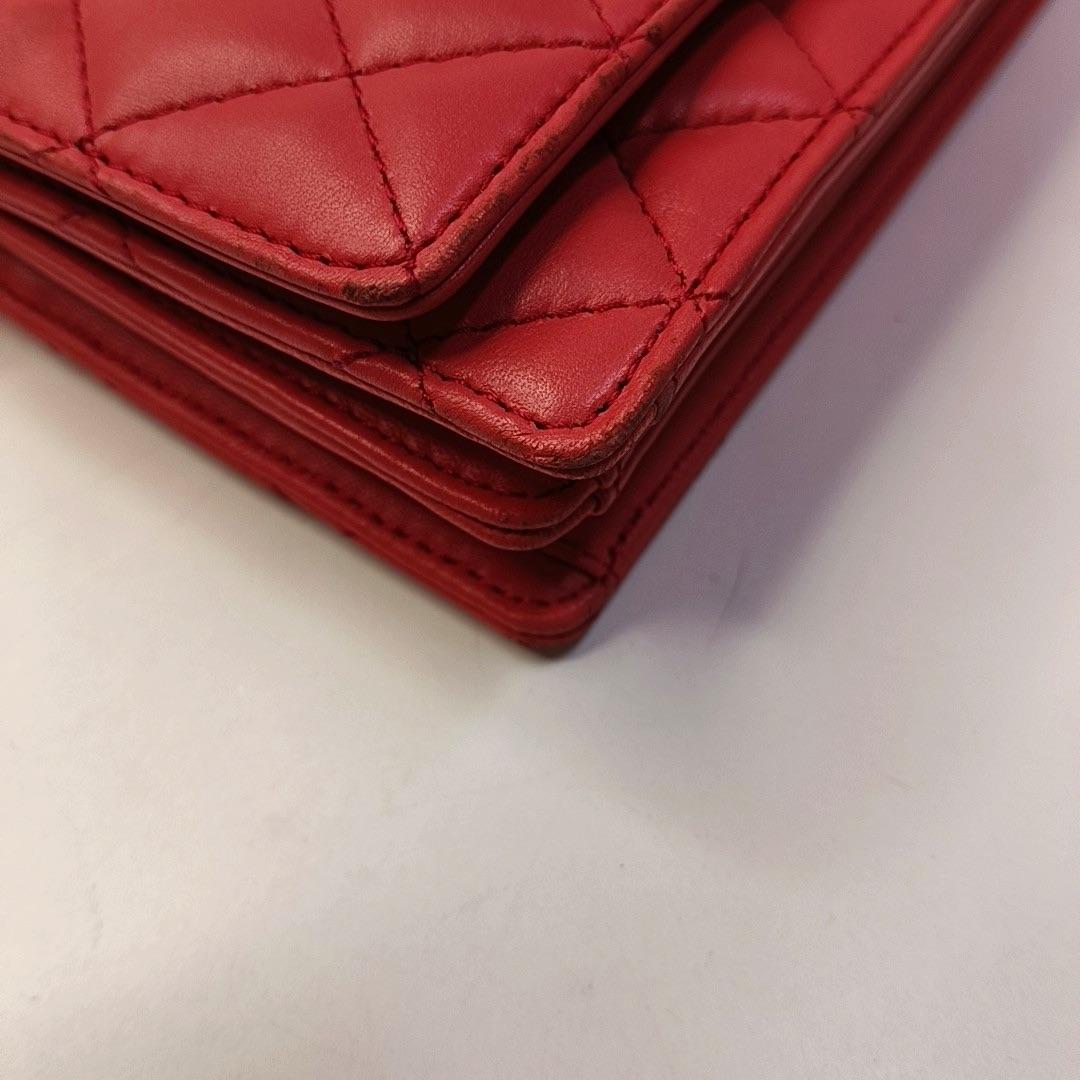 Chanel - Est - Ouest - Sac à rabat unique - Chaîne de perles - Pochette en cuir d'agneau rose en vente 9