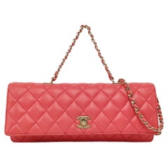 Chanel - Est - Ouest - Sac à rabat unique - Chaîne de perles - Pochette en cuir d'agneau rose