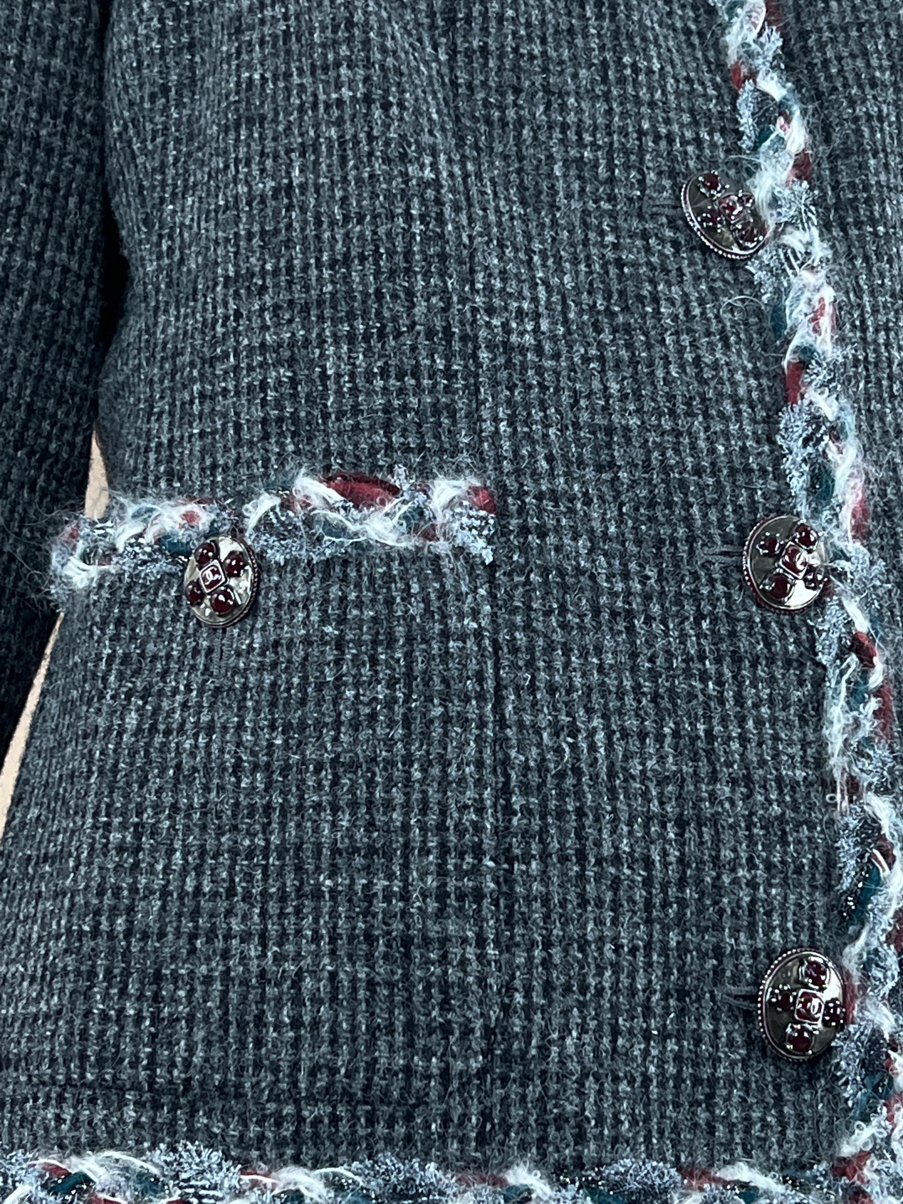 Chanel Edinburgh Collection Gripoix Buttons Tweed Jacket 6