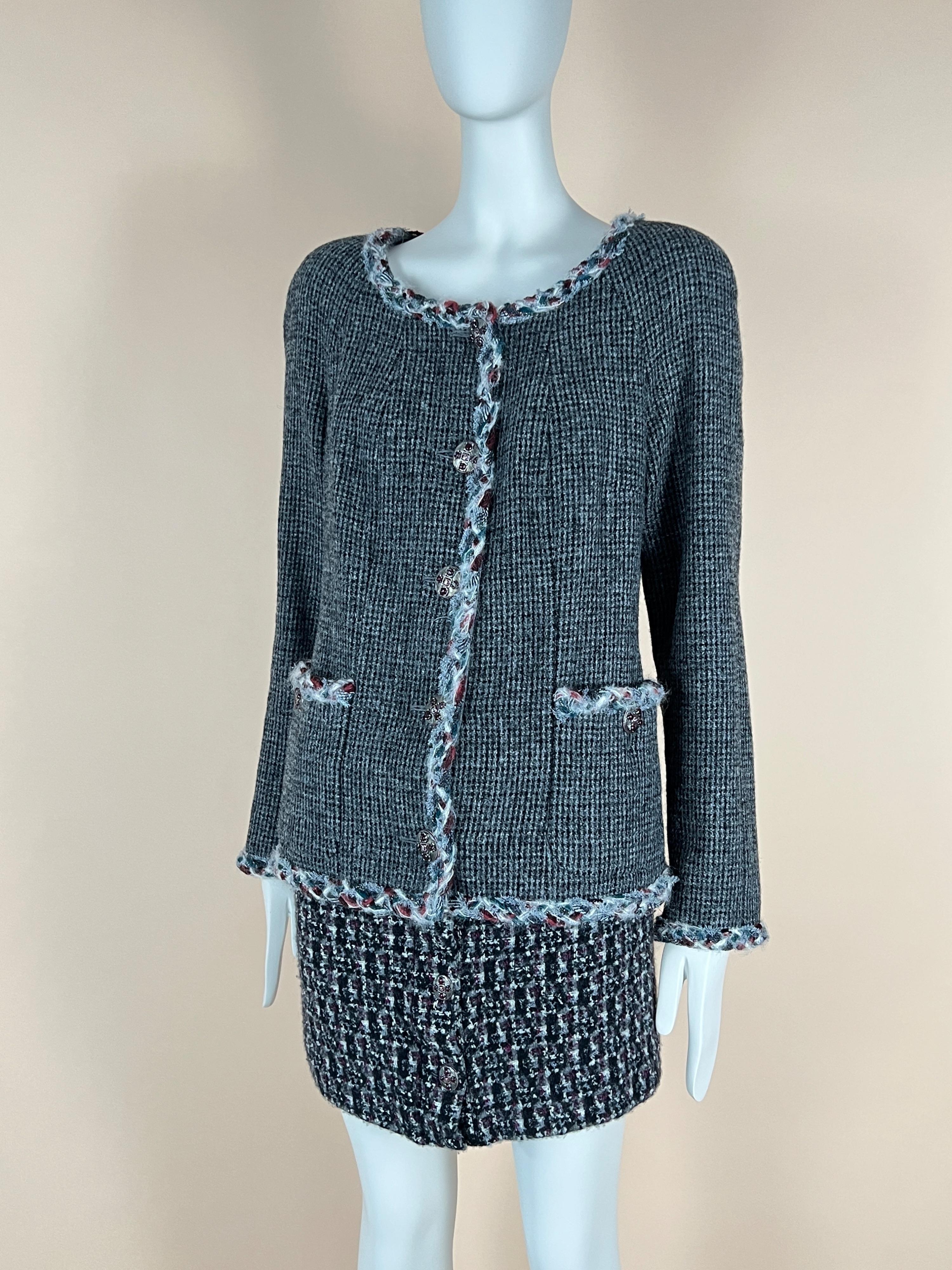 Women's Chanel Edinburgh Collection Gripoix Buttons Tweed Jacket